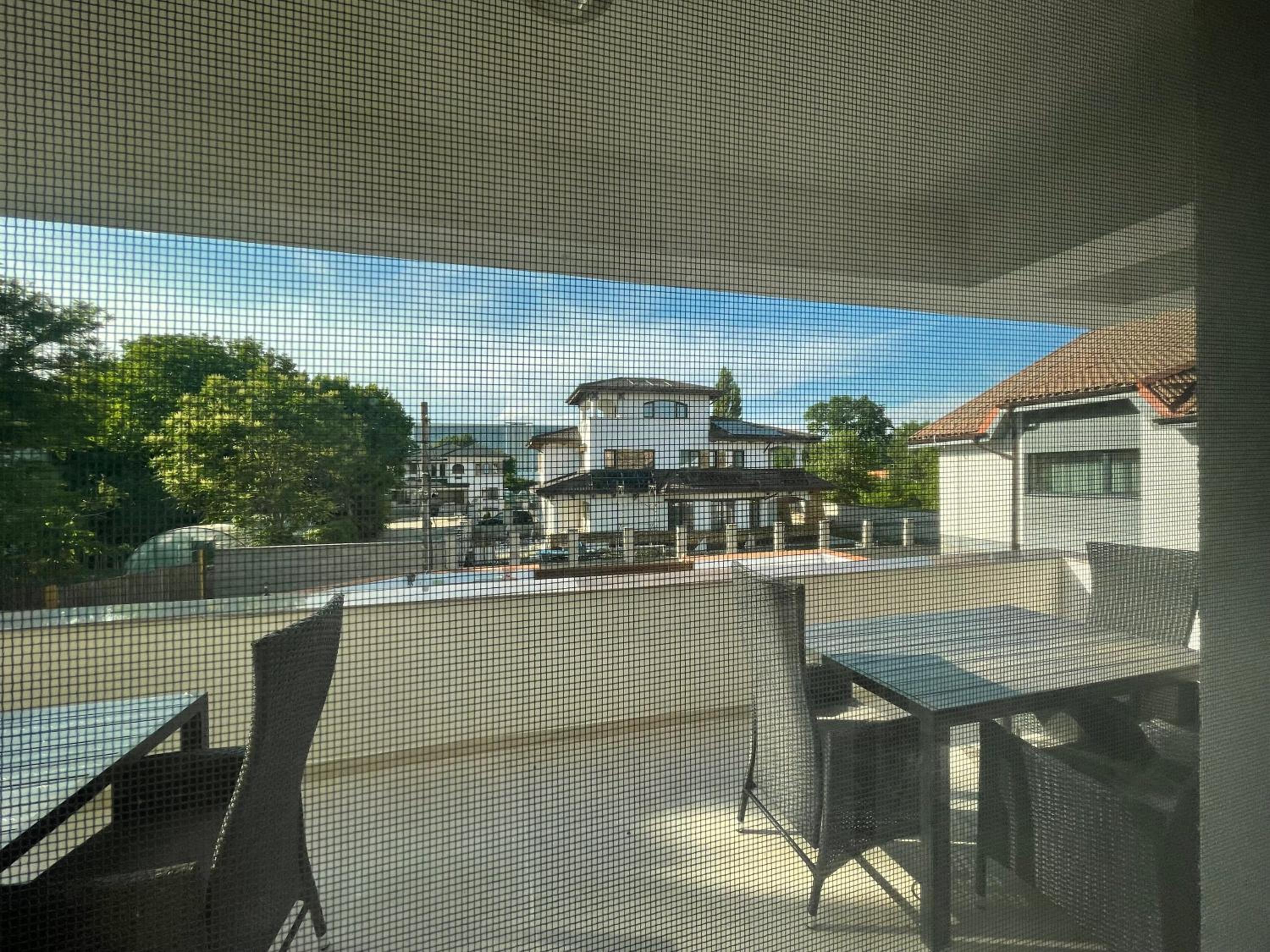 Apartment with Terrace - Photo 16