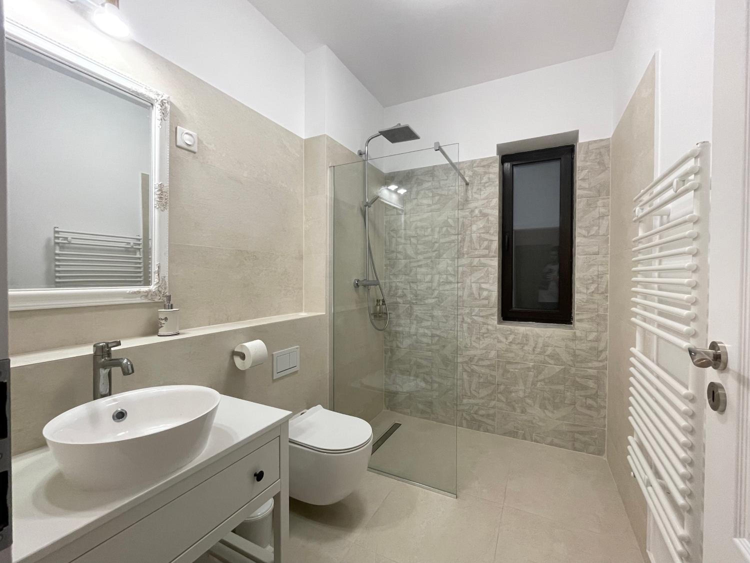 Penthouse Apartment - Photo 24
