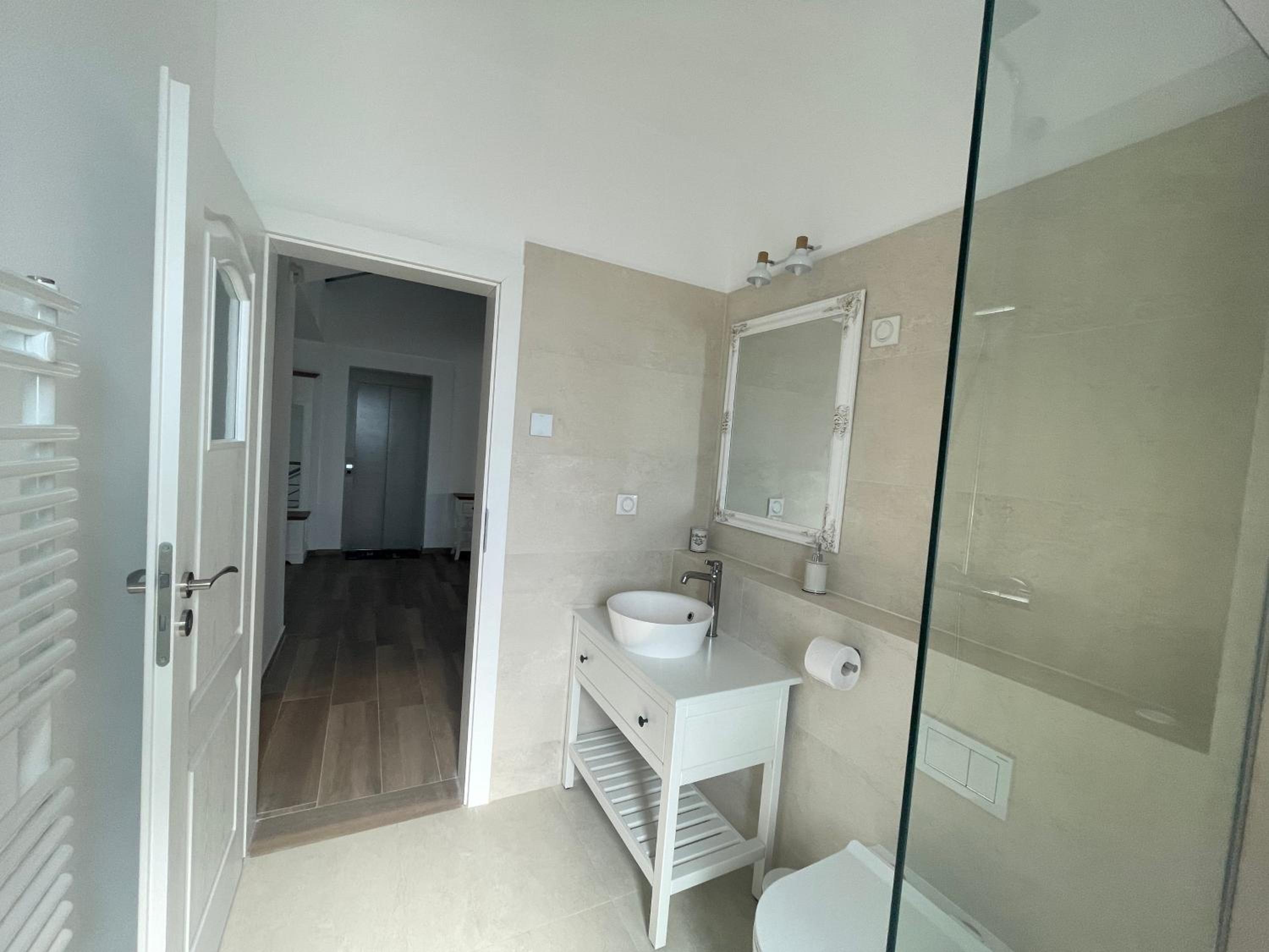 Penthouse Apartment - Photo 21