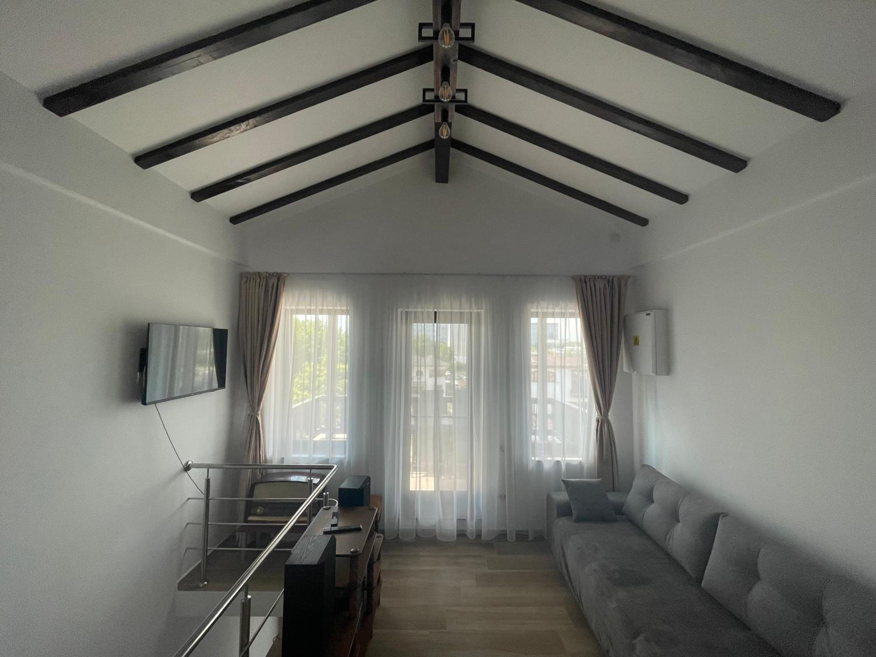 Penthouse Apartment - Photo 20