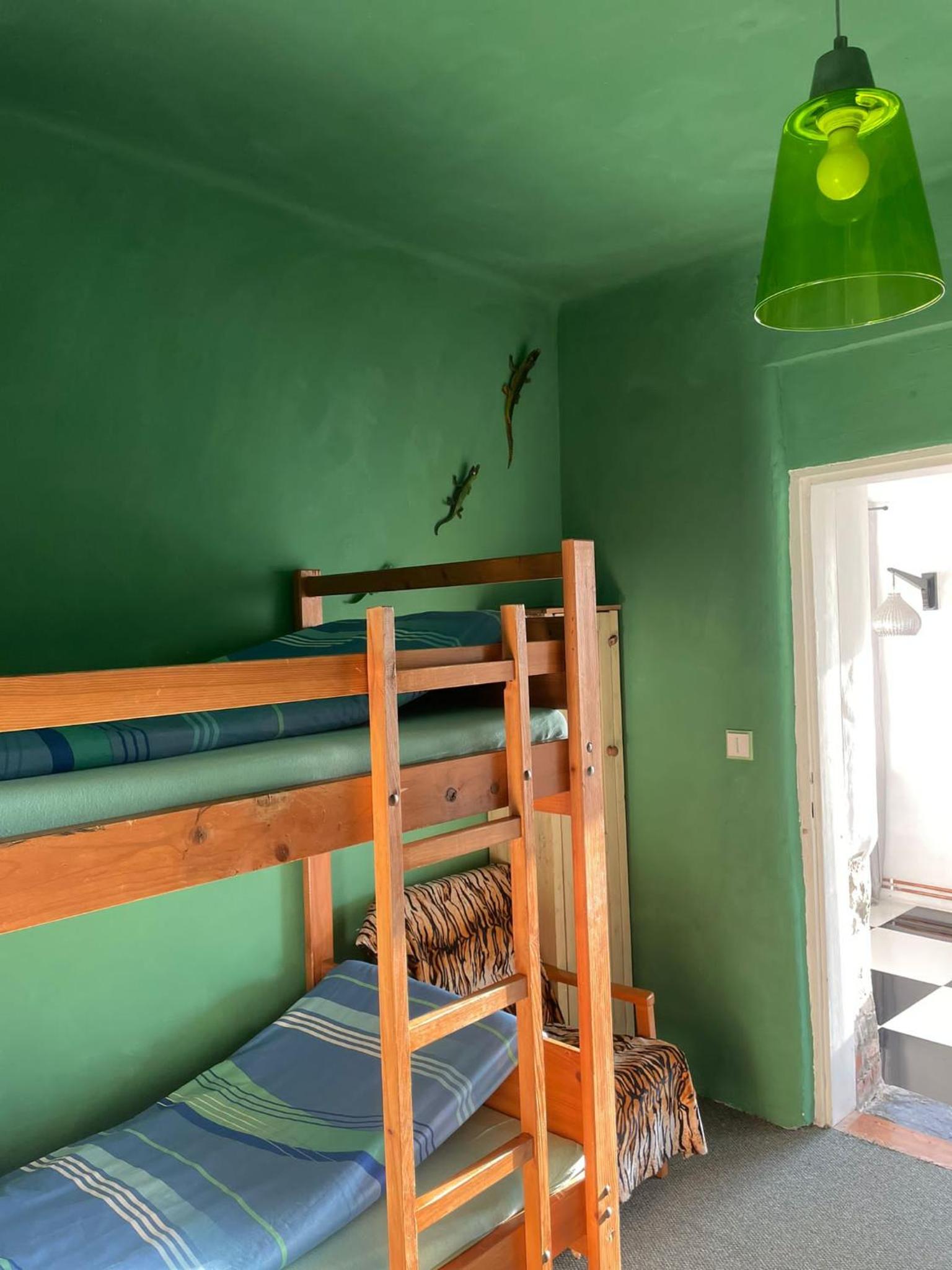 Standard Double Room - Photo 4