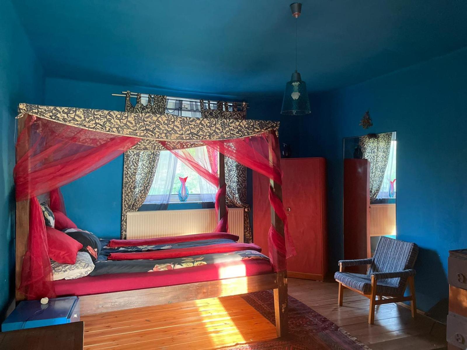Double or Twin Room with Private Bathroom - Photo 7