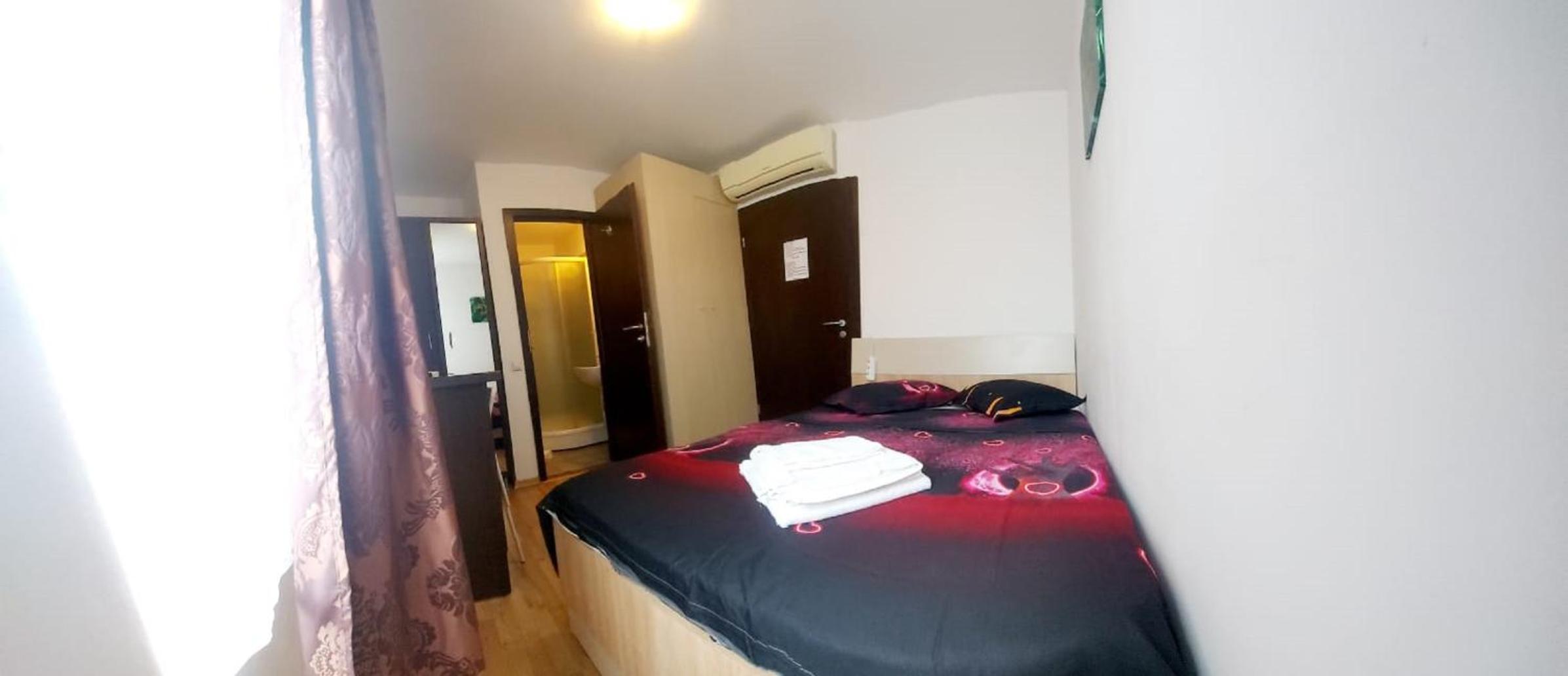 Deluxe Double Room - Photo 20
