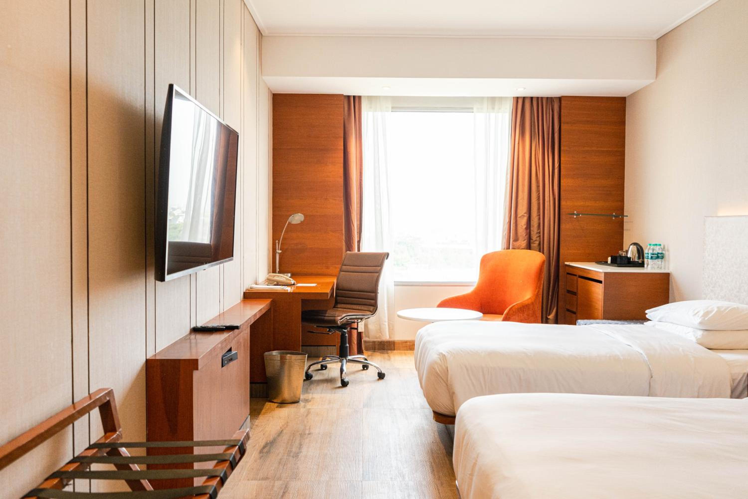 Twin Room - Photo 6