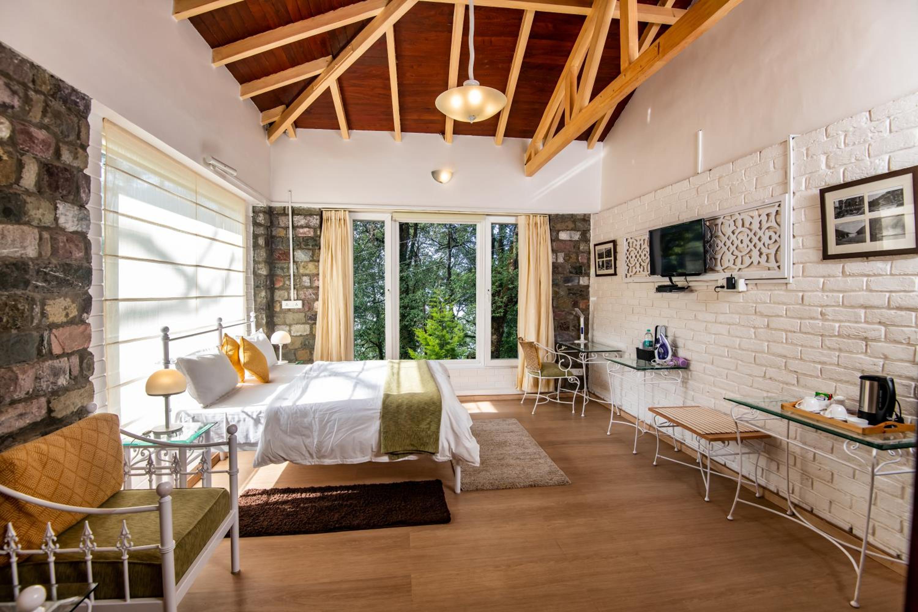 Superior Double or Twin Room with Mountain View - Photo 1