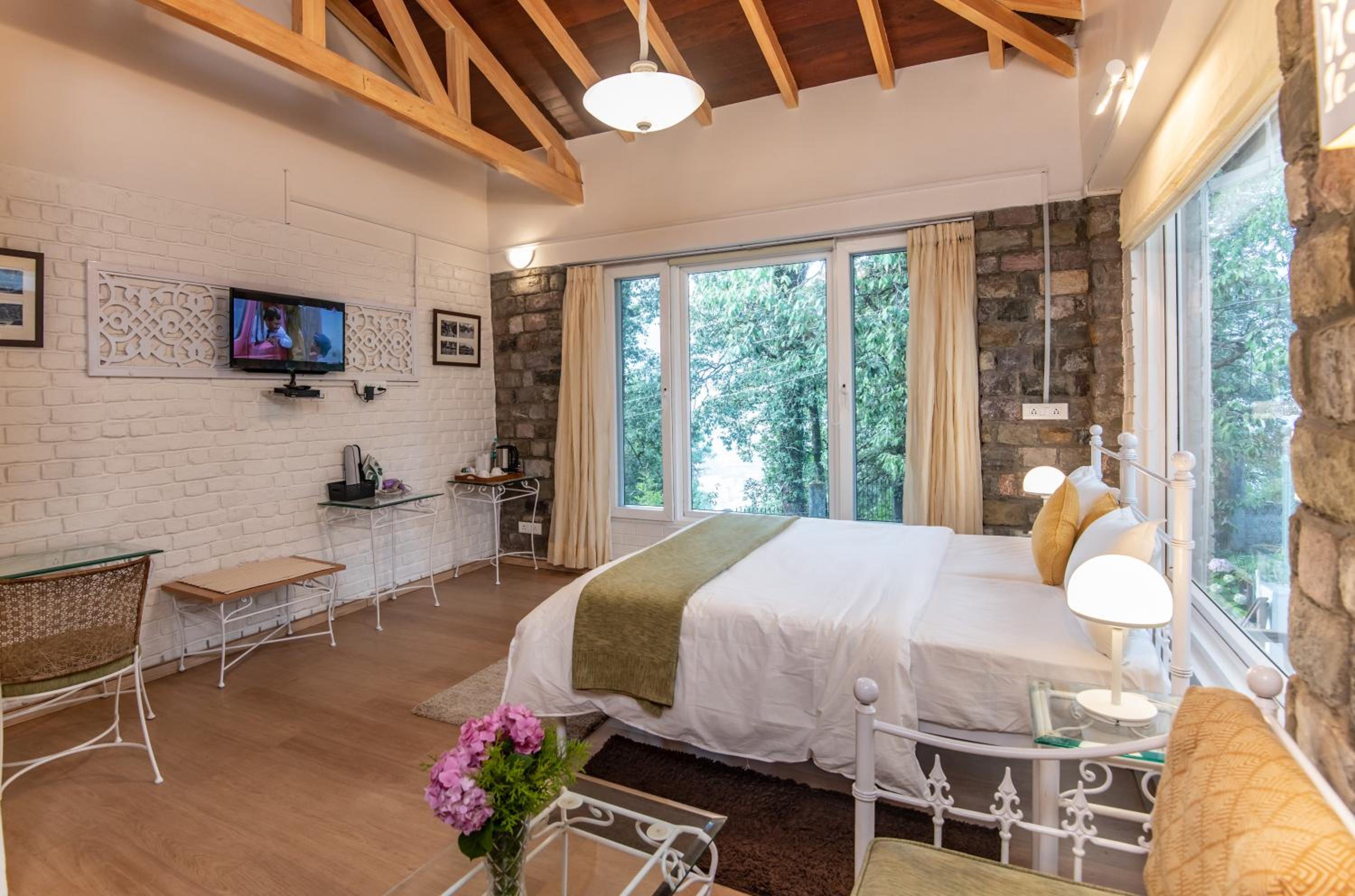 Superior Double or Twin Room with Mountain View - Photo 2