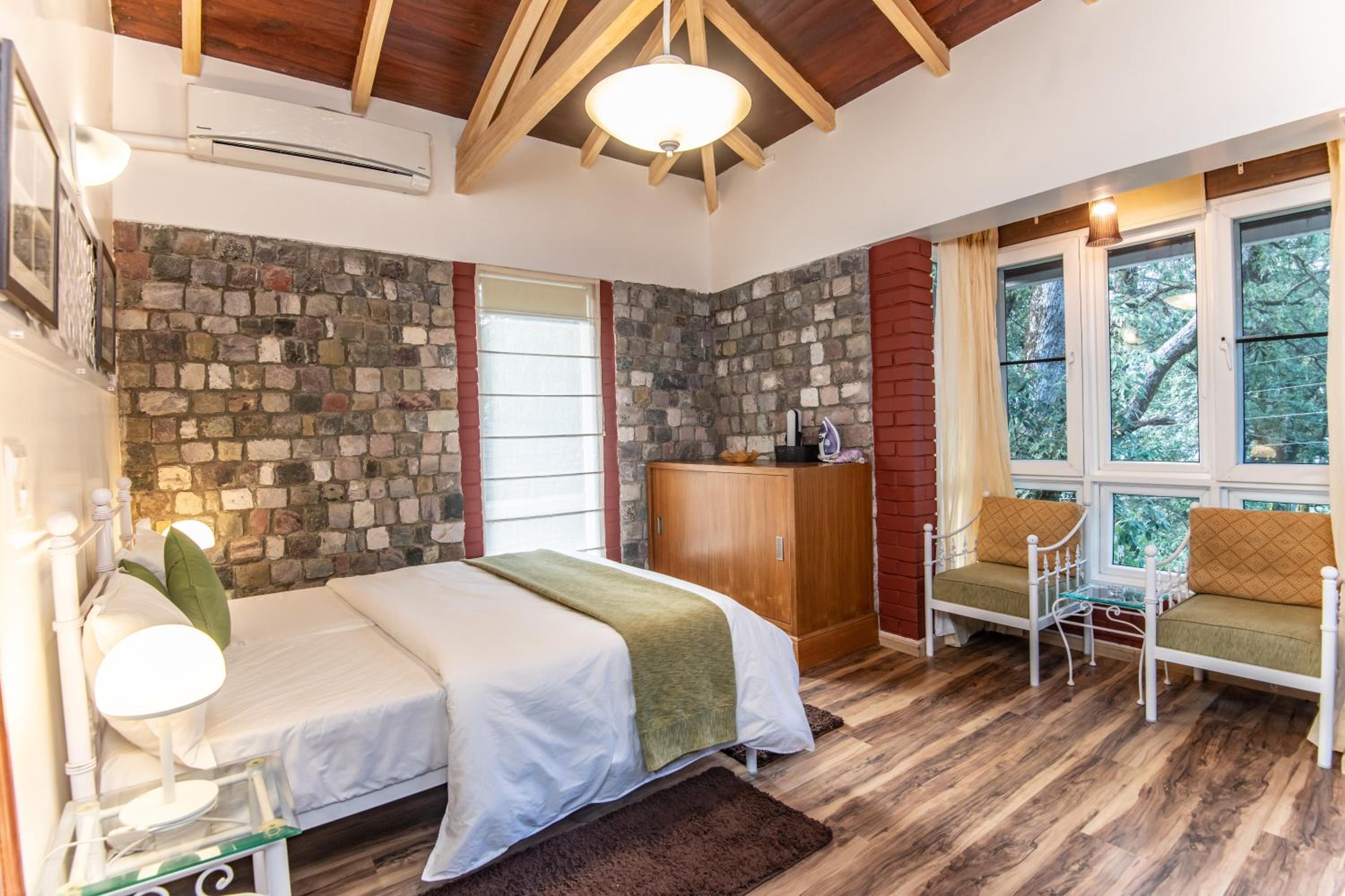 Superior Double or Twin Room with Mountain View - Photo 4