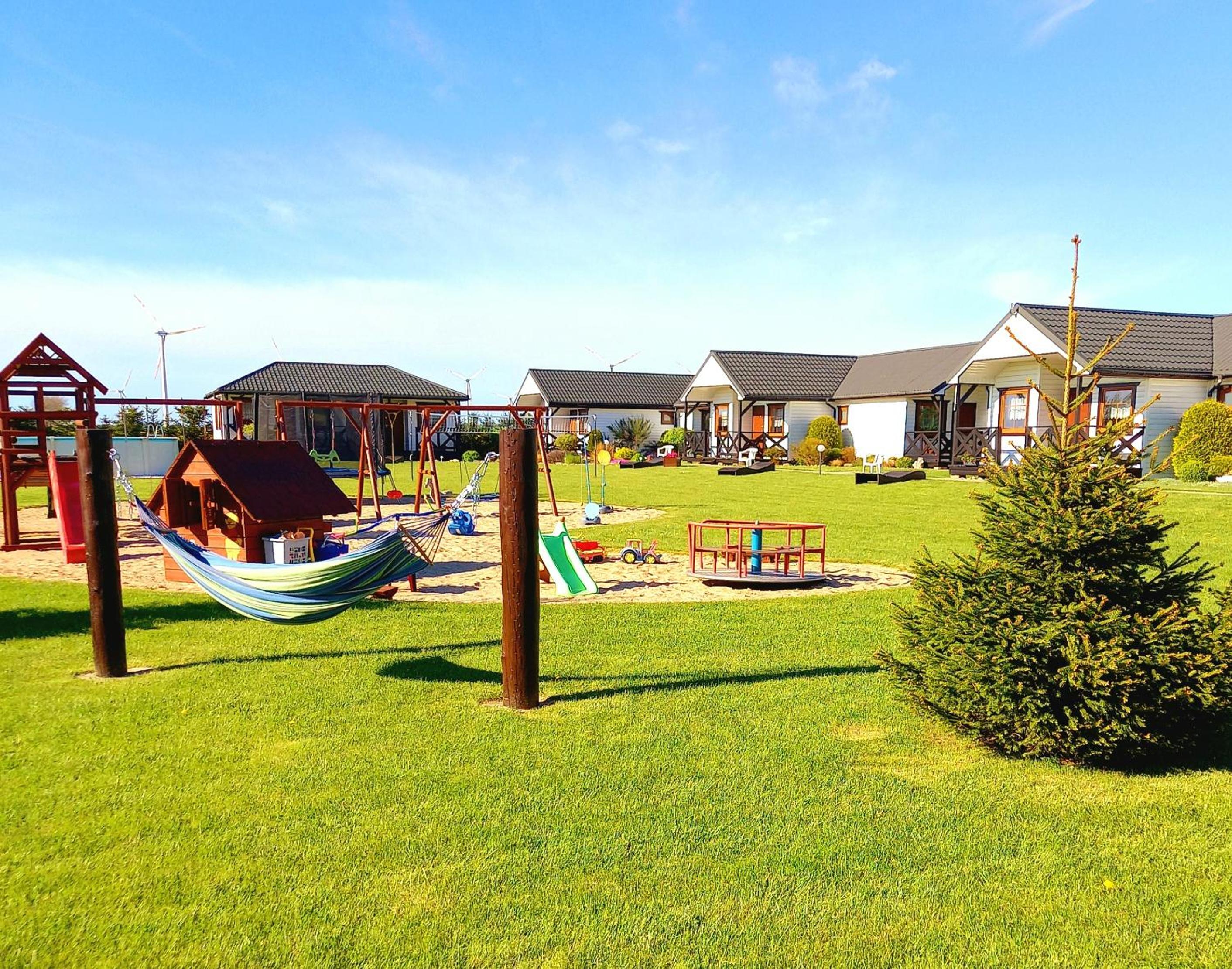 Family Bungalow - Photo 10