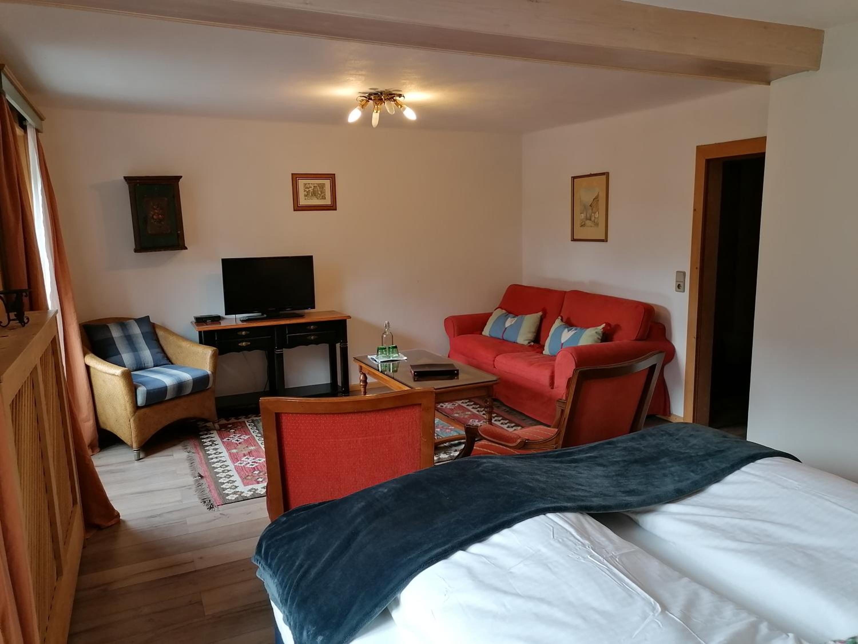 Junior Suite (2 Adults) - Photo 5