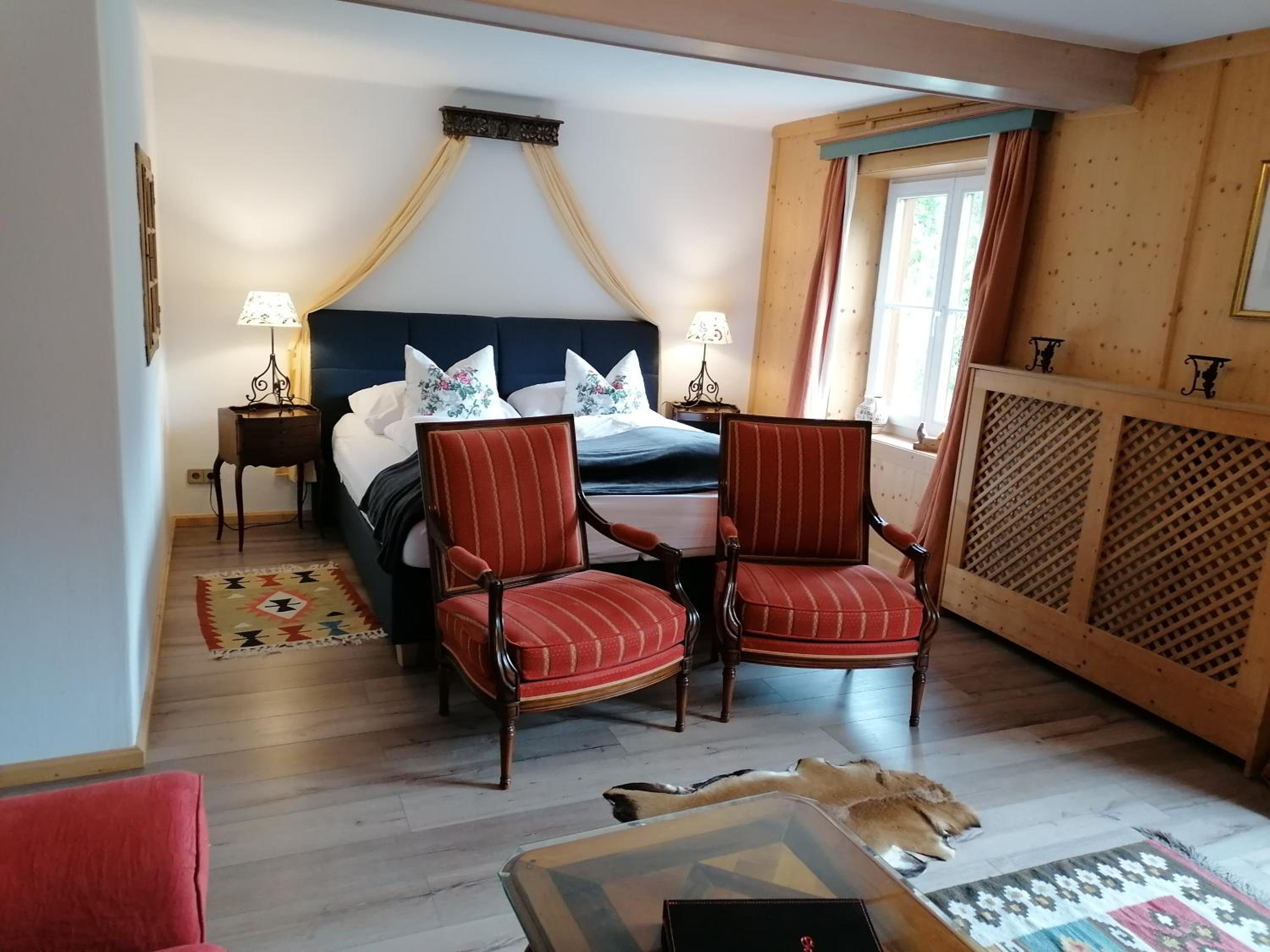 Junior Suite (2 Adults) - Photo 1