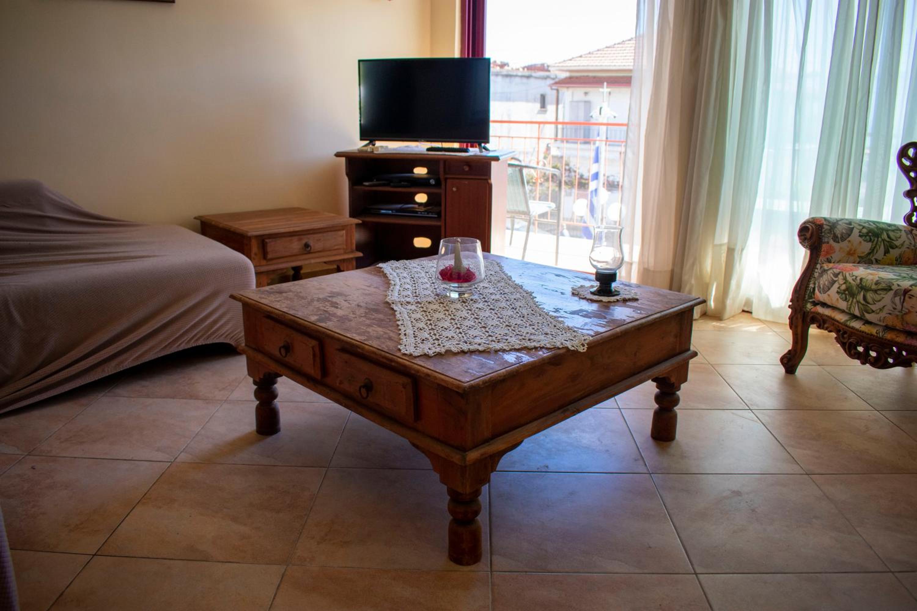 Two-Bedroom Apartment - Photo 15