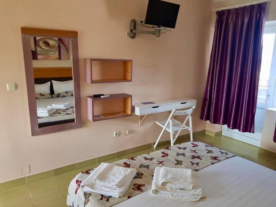 Double Room with Balcony photo 2