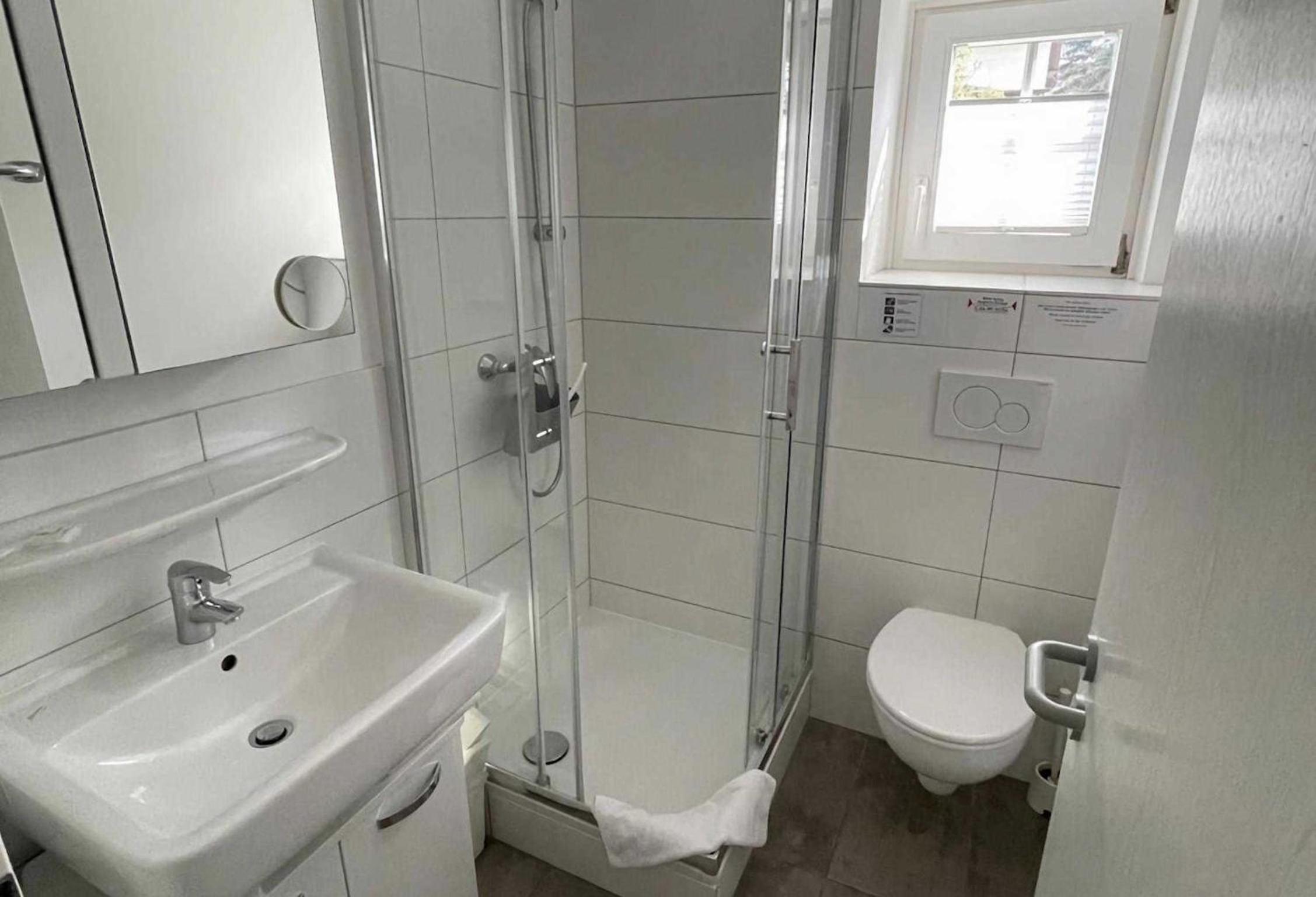 One-Bedroom Apartment with Balcony photo 1