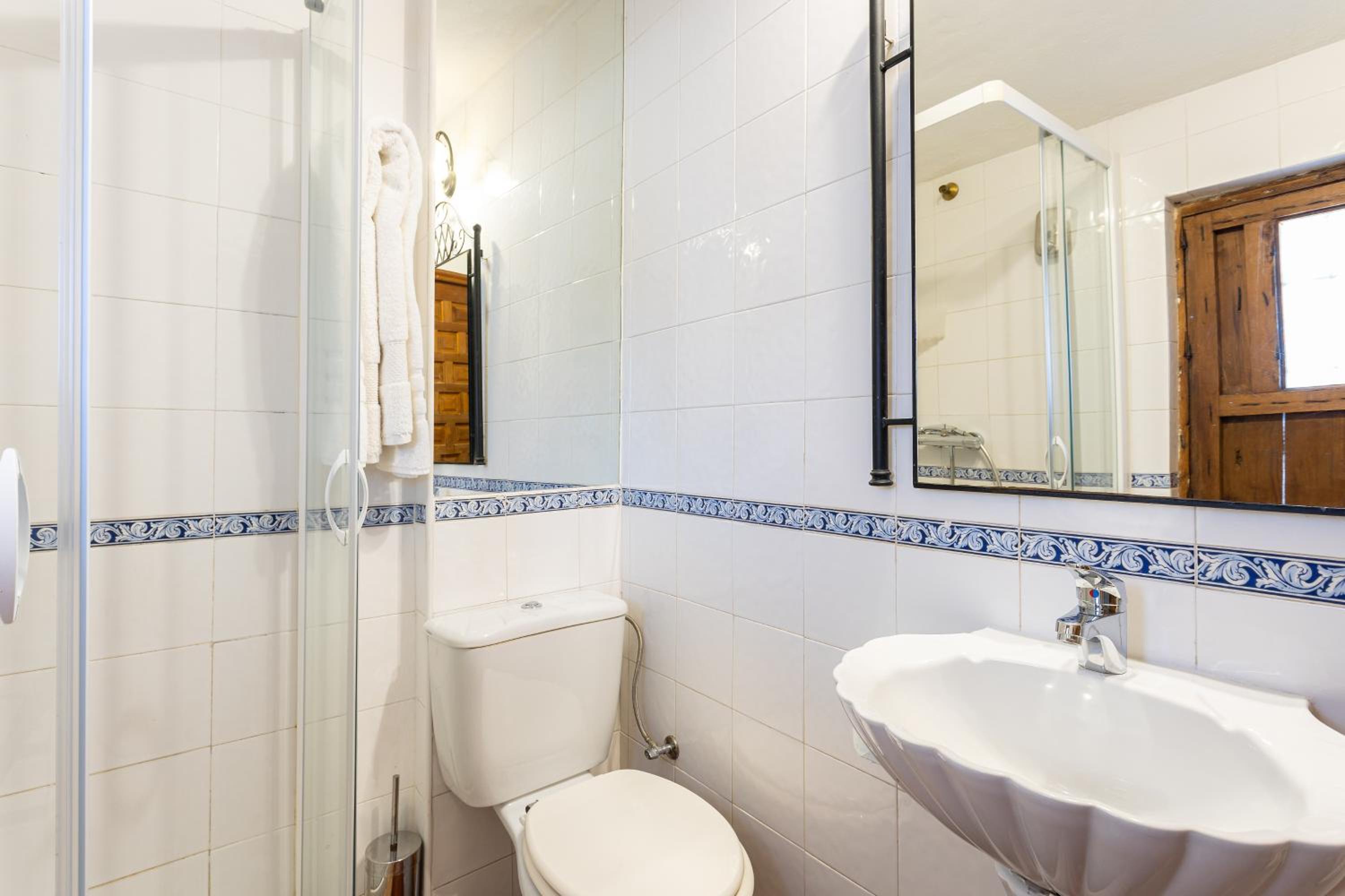 Superior Apartment - Photo 9