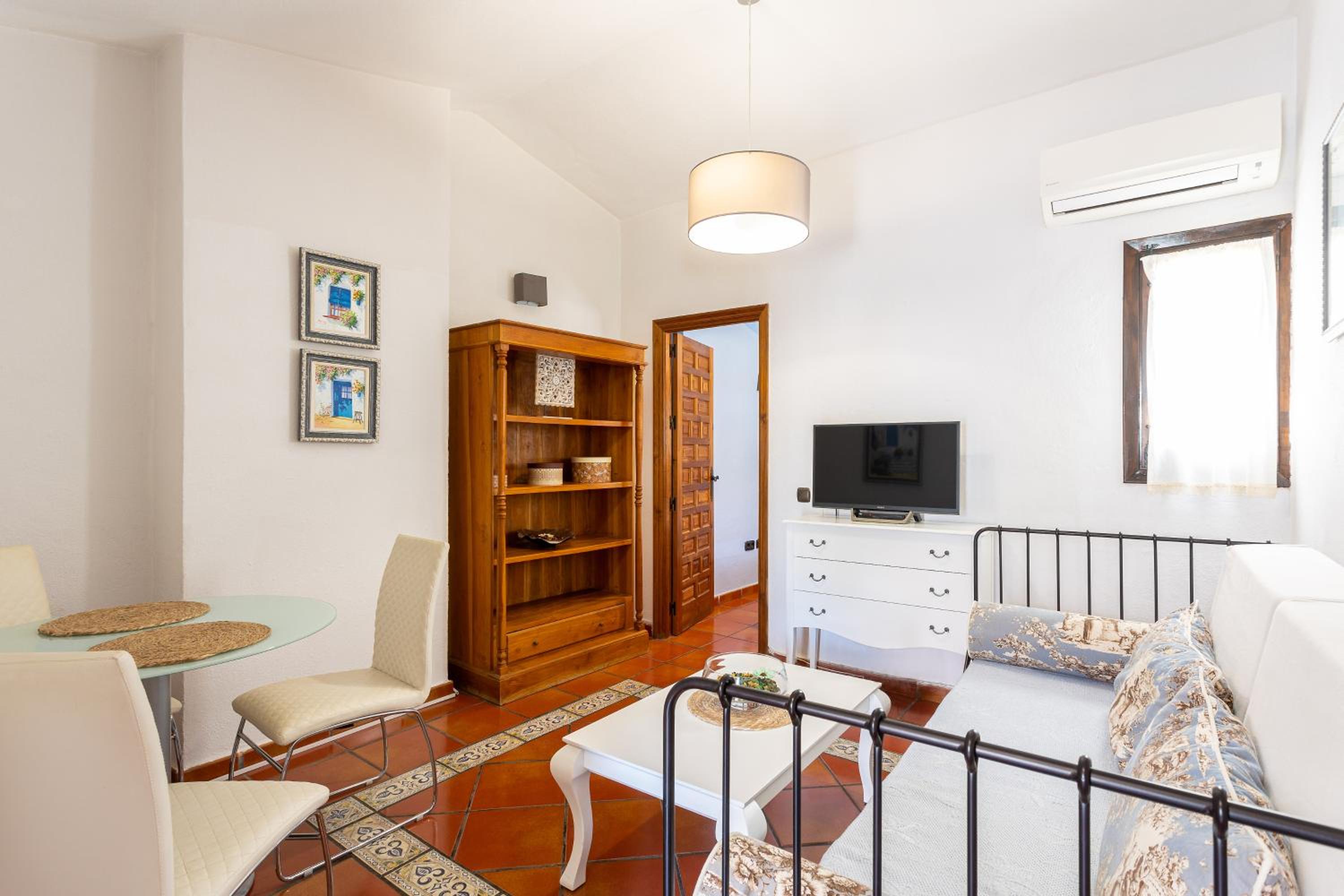 Superior Apartment - Photo 7
