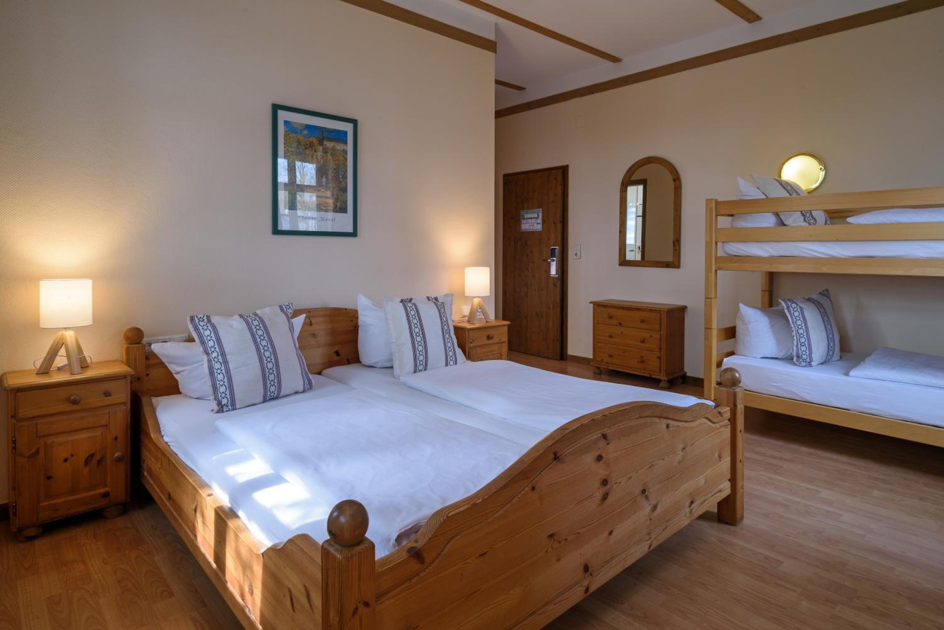 Classic Quadruple Room