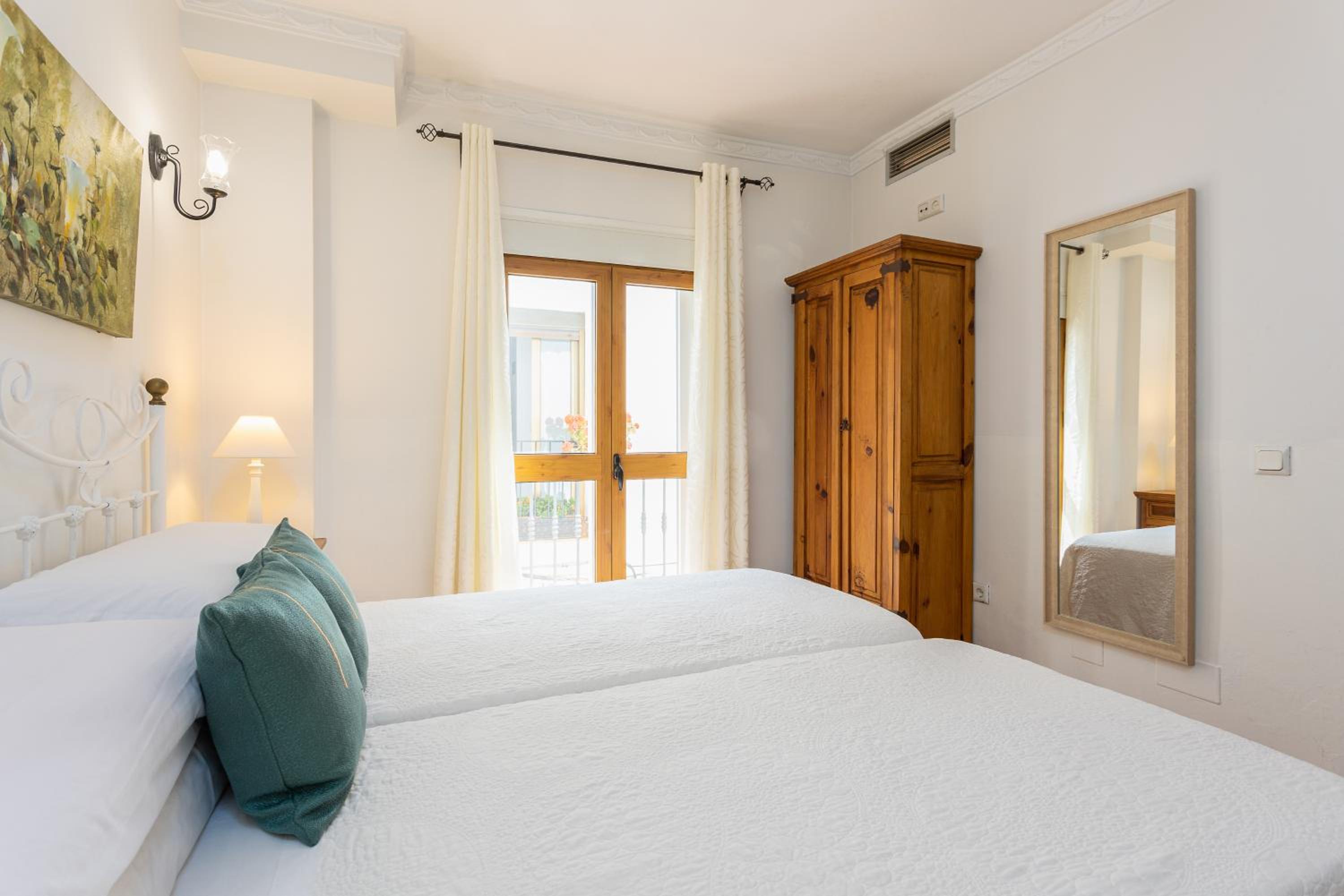 Two-Bedroom Apartment - Photo 2