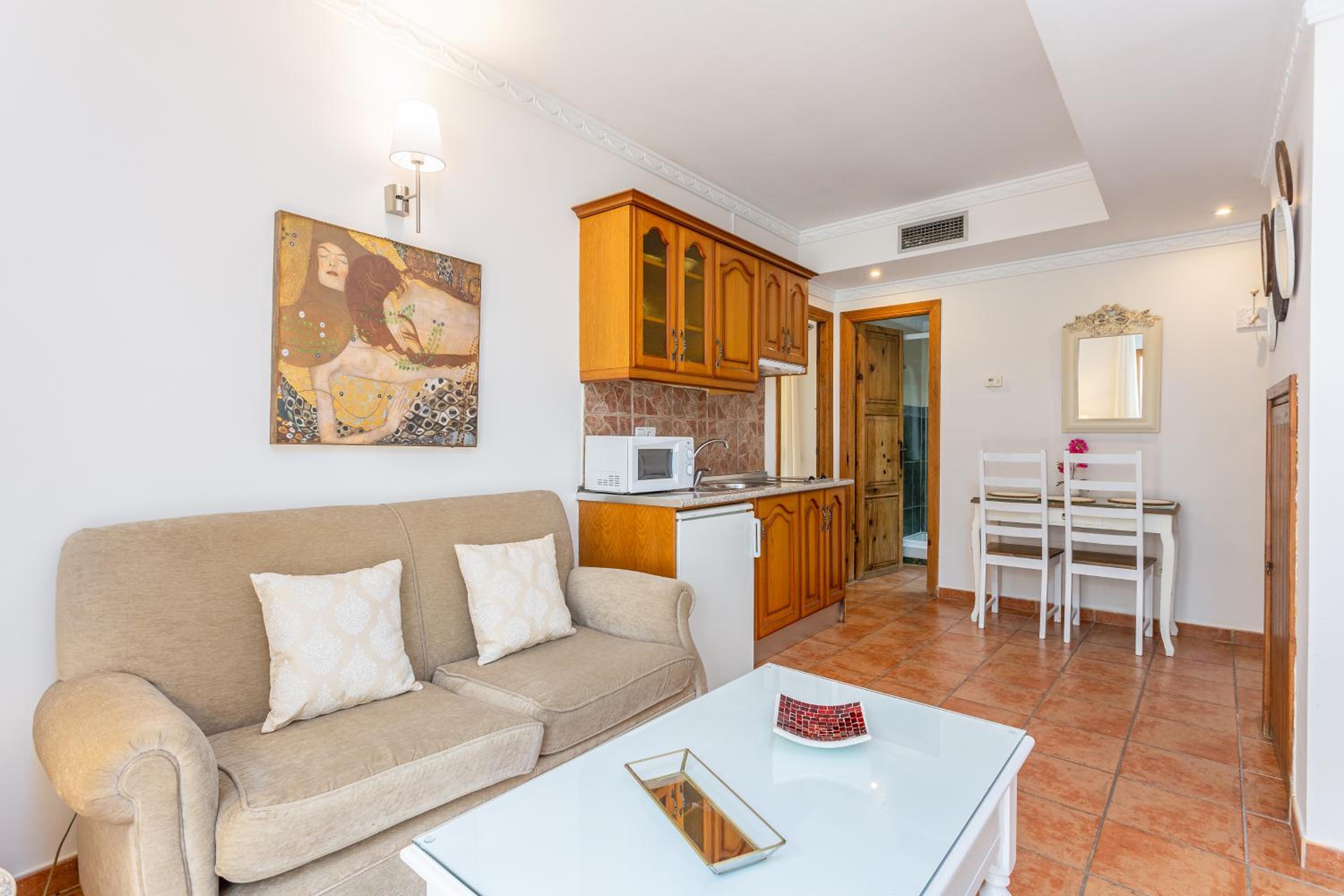 Two-Bedroom Apartment - Photo 7