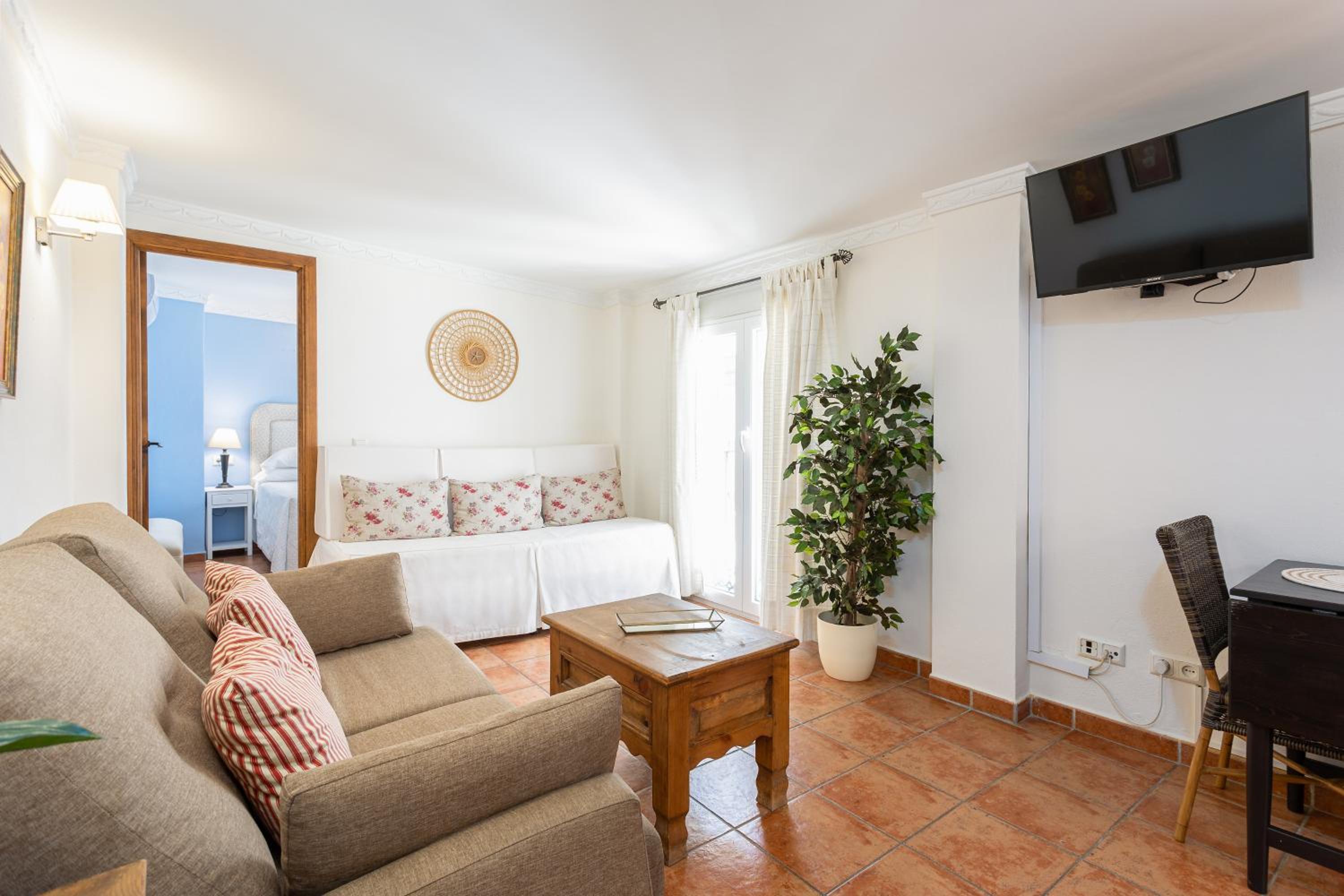 Penthouse Apartment - Photo 6