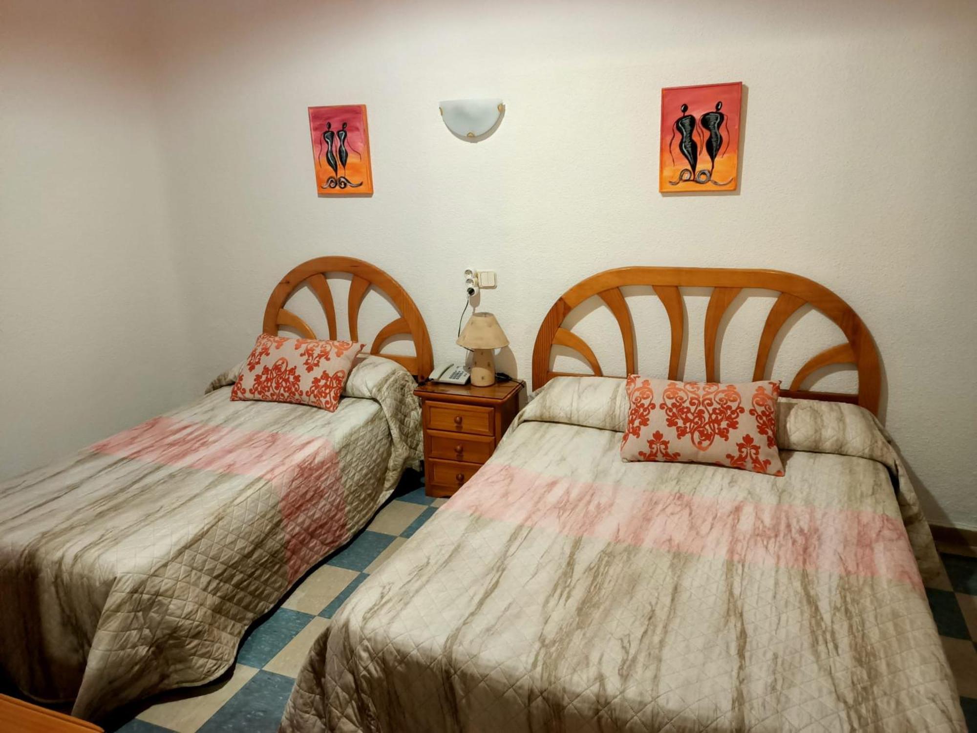 Double or Twin Room photo 2