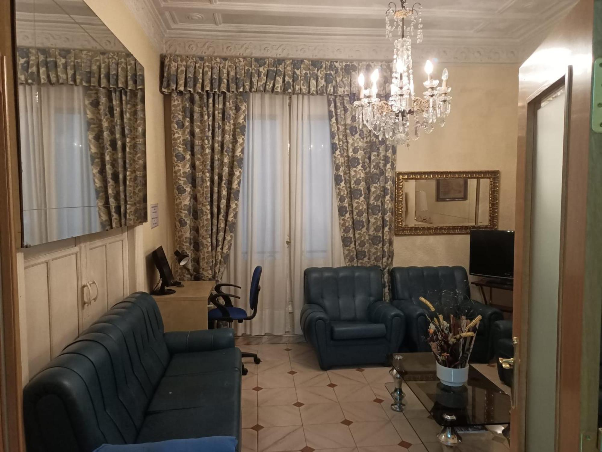 Single Room photo 3
