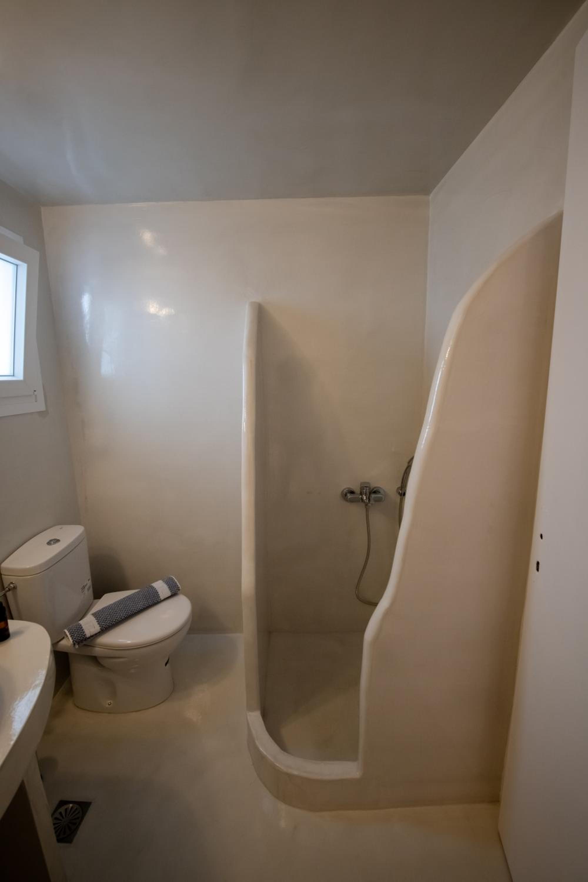Double Room with Private Bathroom - Photo 21