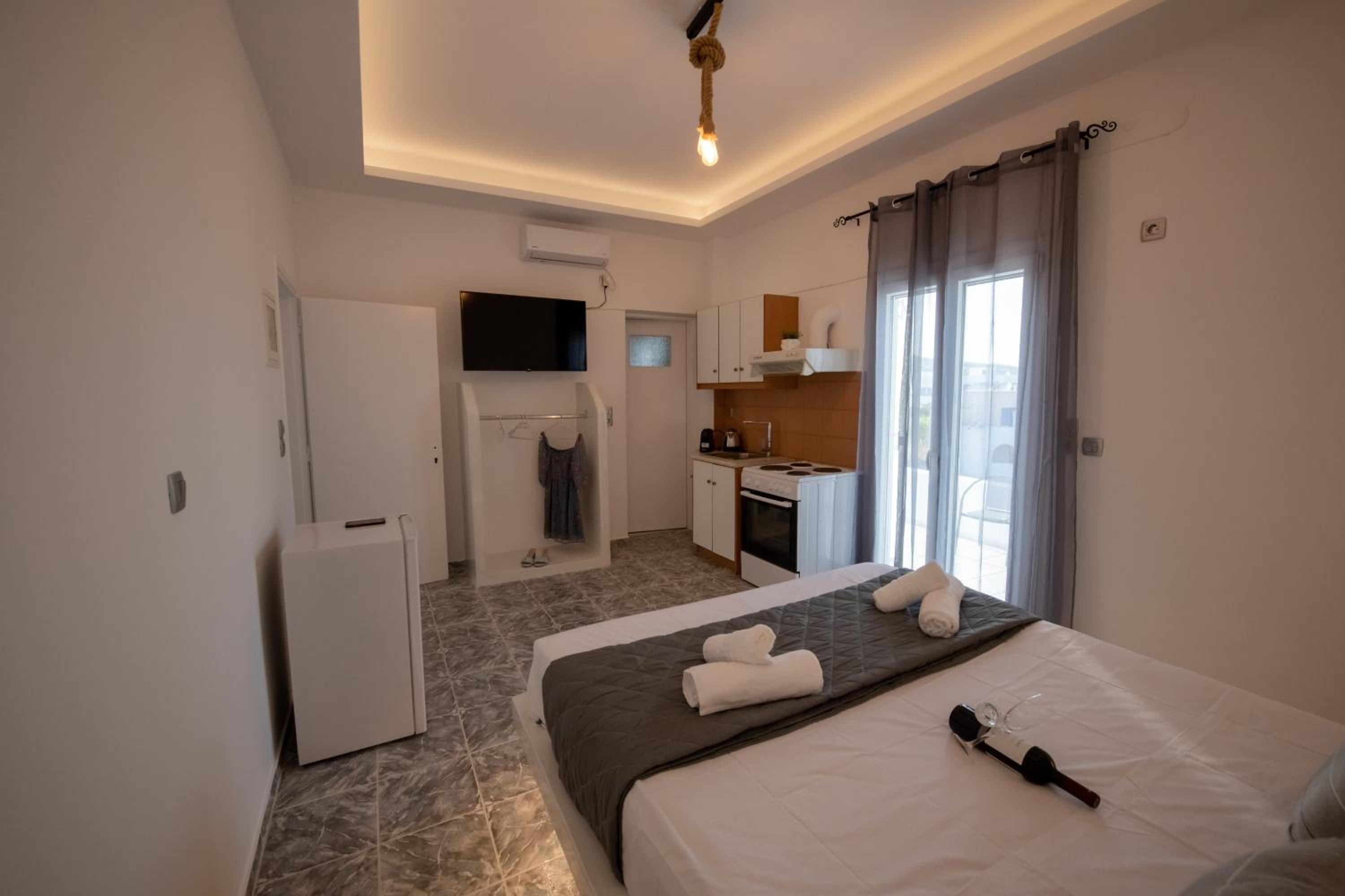 Double Room with Private Bathroom