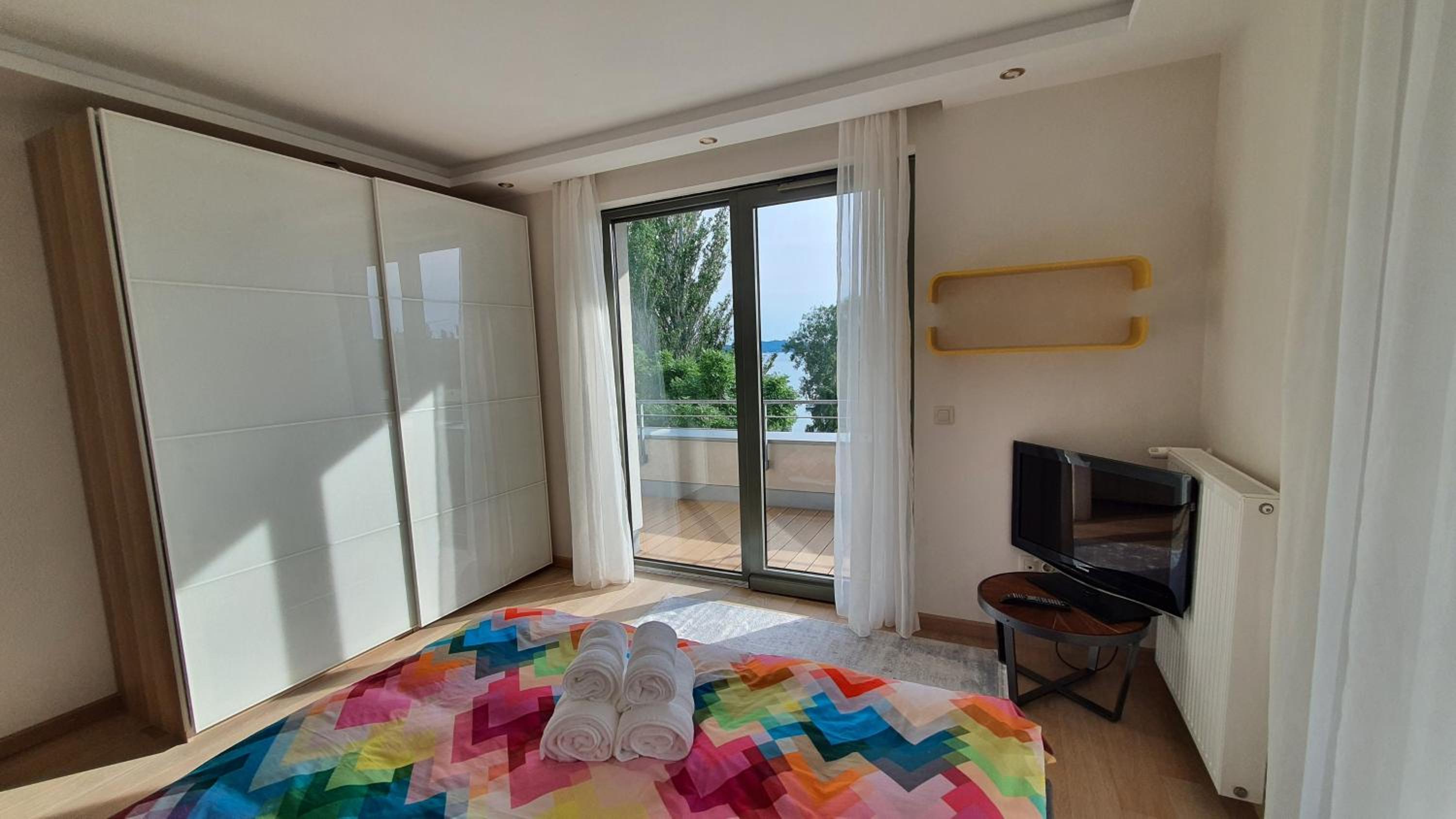 Suite With Lake View photo 2