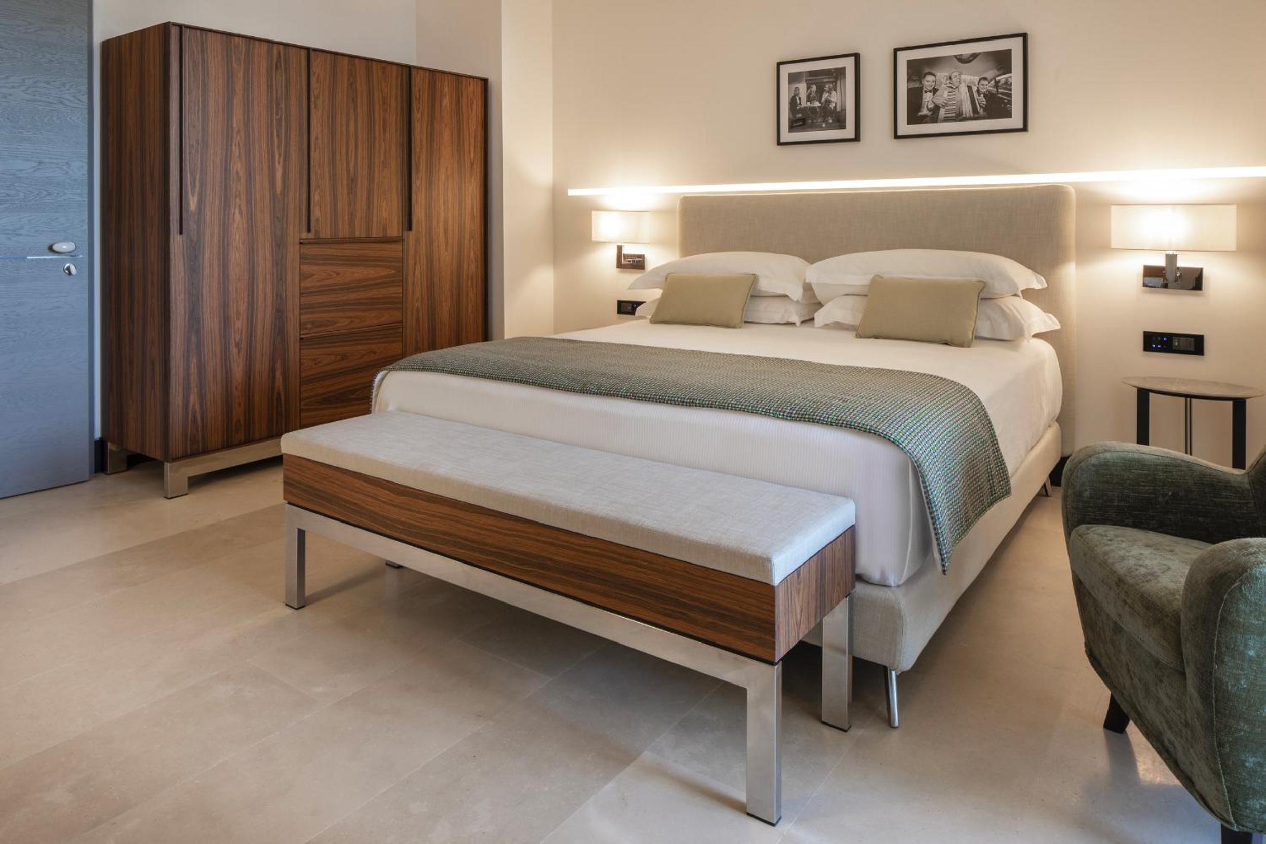 Unconventional Junior Suite with Mini Pool and Sea View - Adults only - Photo 7