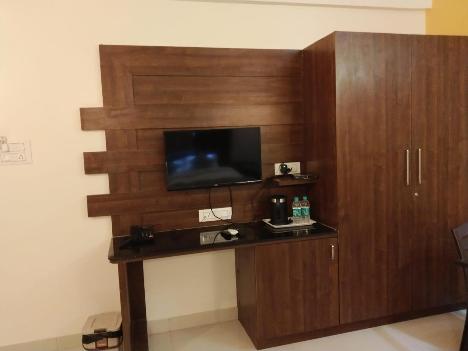 Deluxe Room - Photo 4