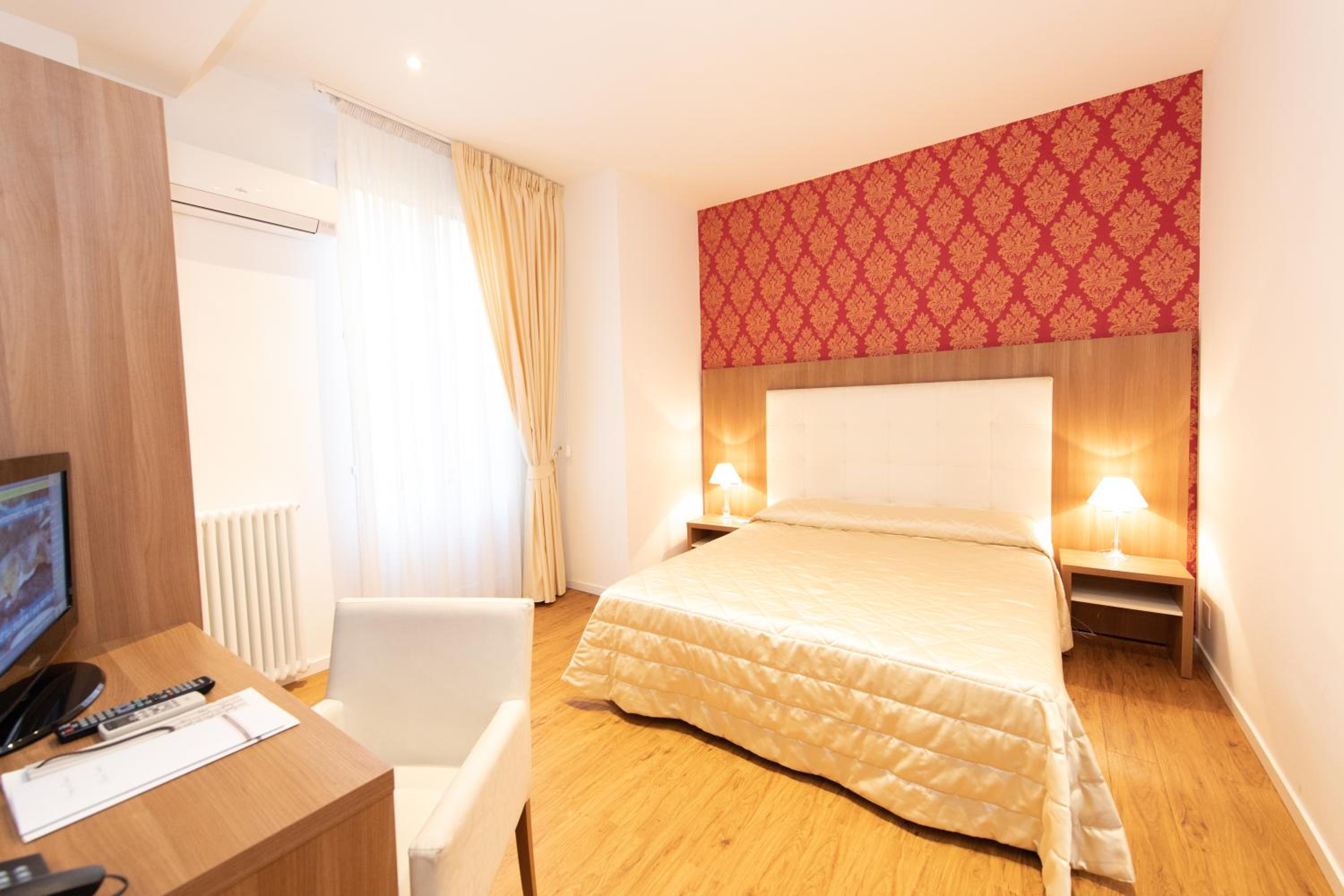 Superior Double Room - Photo 6
