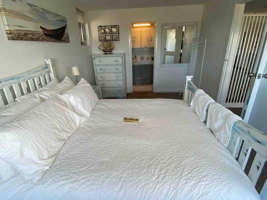 One-Bedroom Apartment - Photo 1