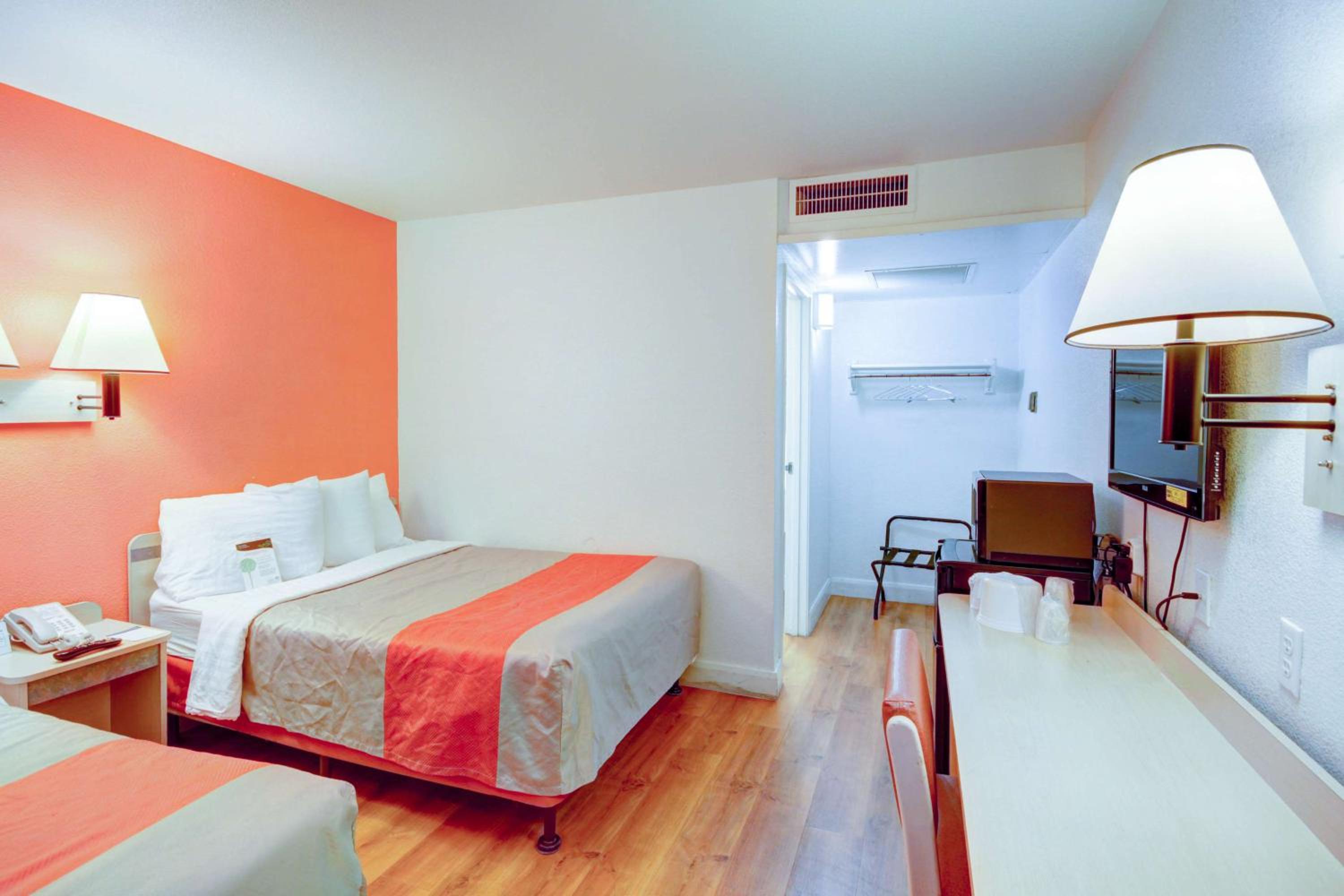 Deluxe Quadruple Room - Non-Smoking - Photo 6