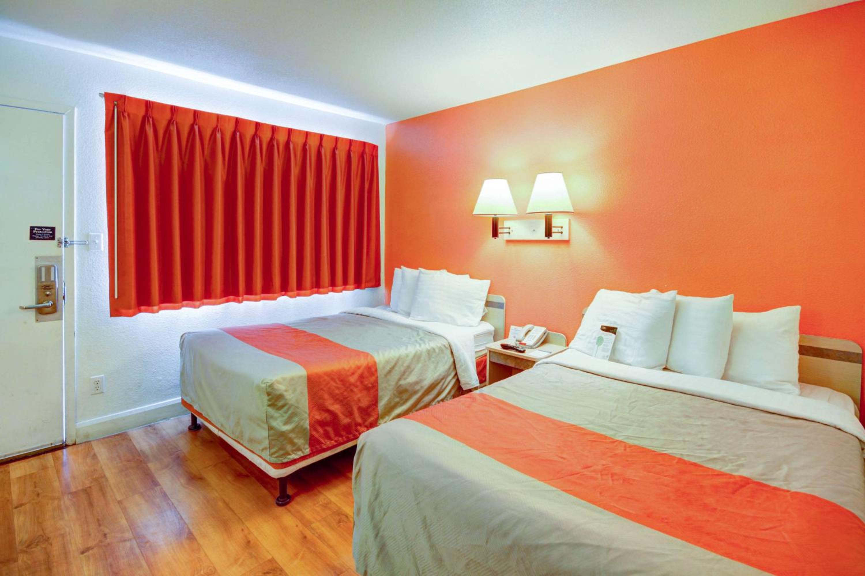Deluxe Quadruple Room - Non-Smoking - Photo 7