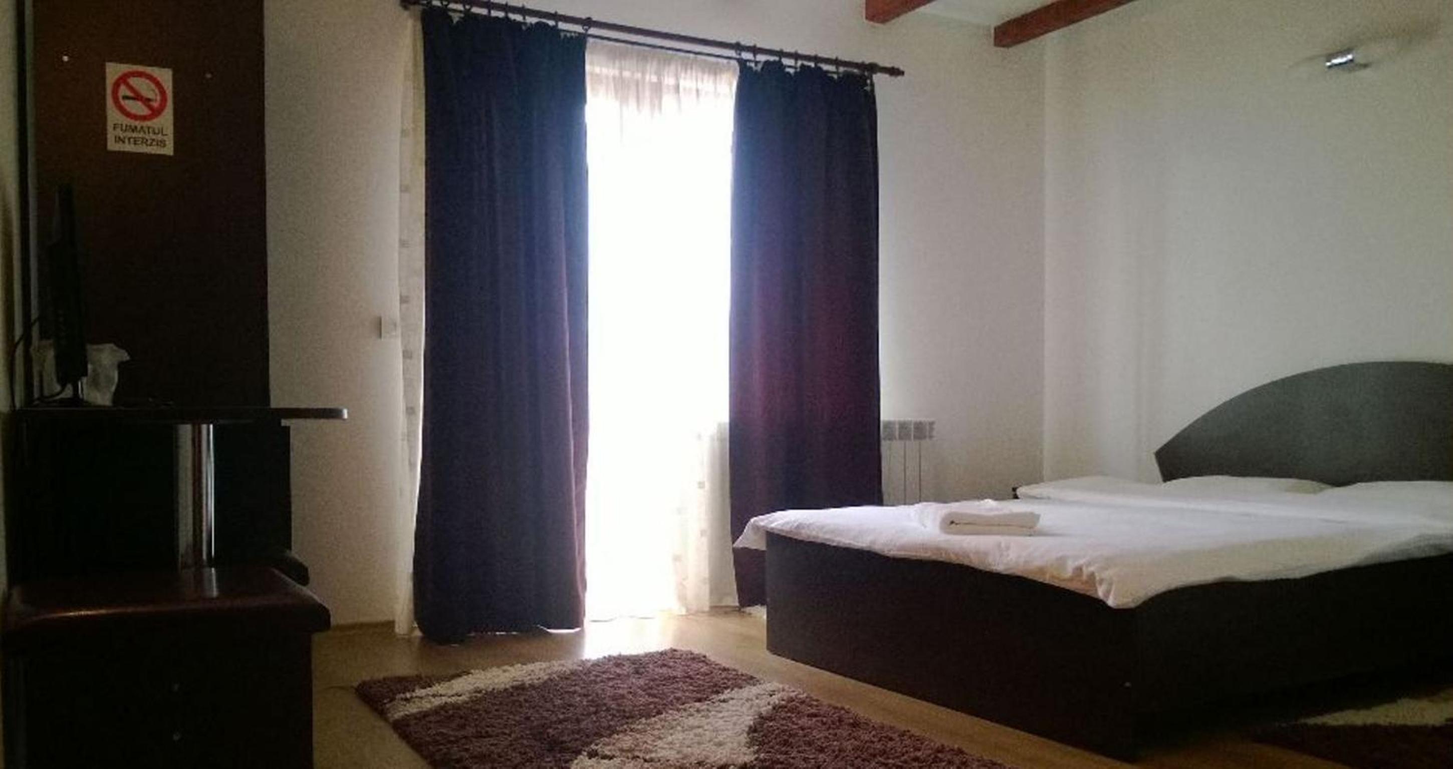 Double Room with Mountain View photo 2