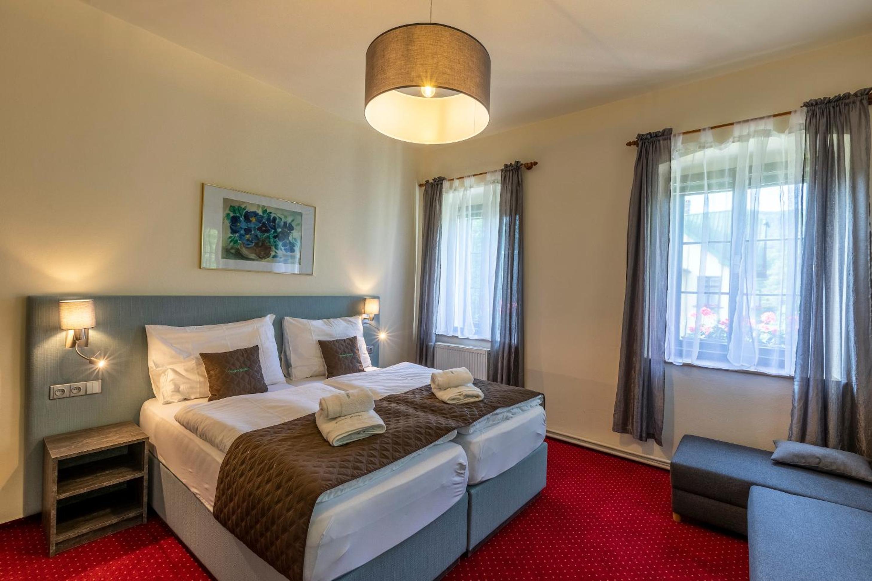 Standard Quadruple Room photo 2