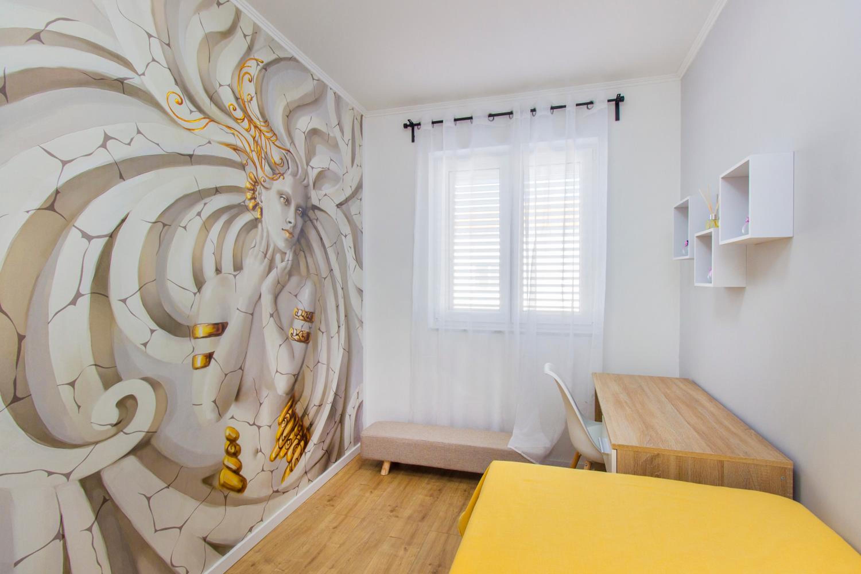 Three-Bedroom House - Photo 1