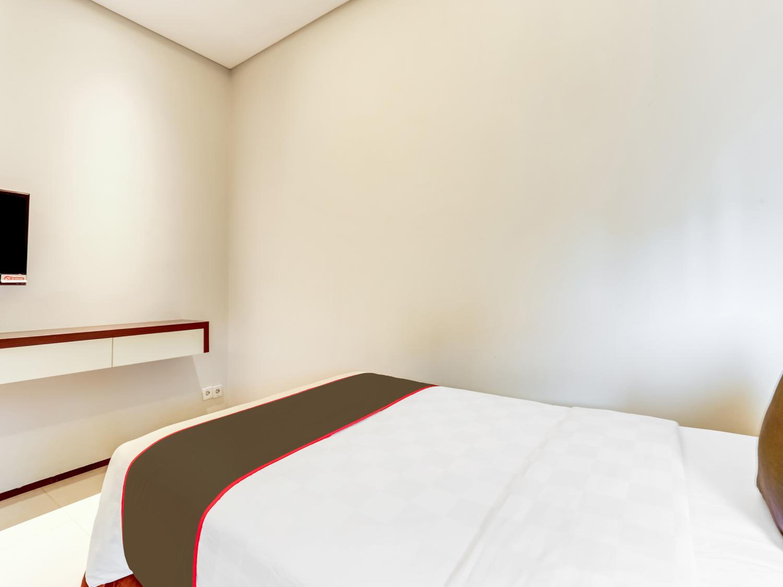 Delxue Twin Room - Photo 3
