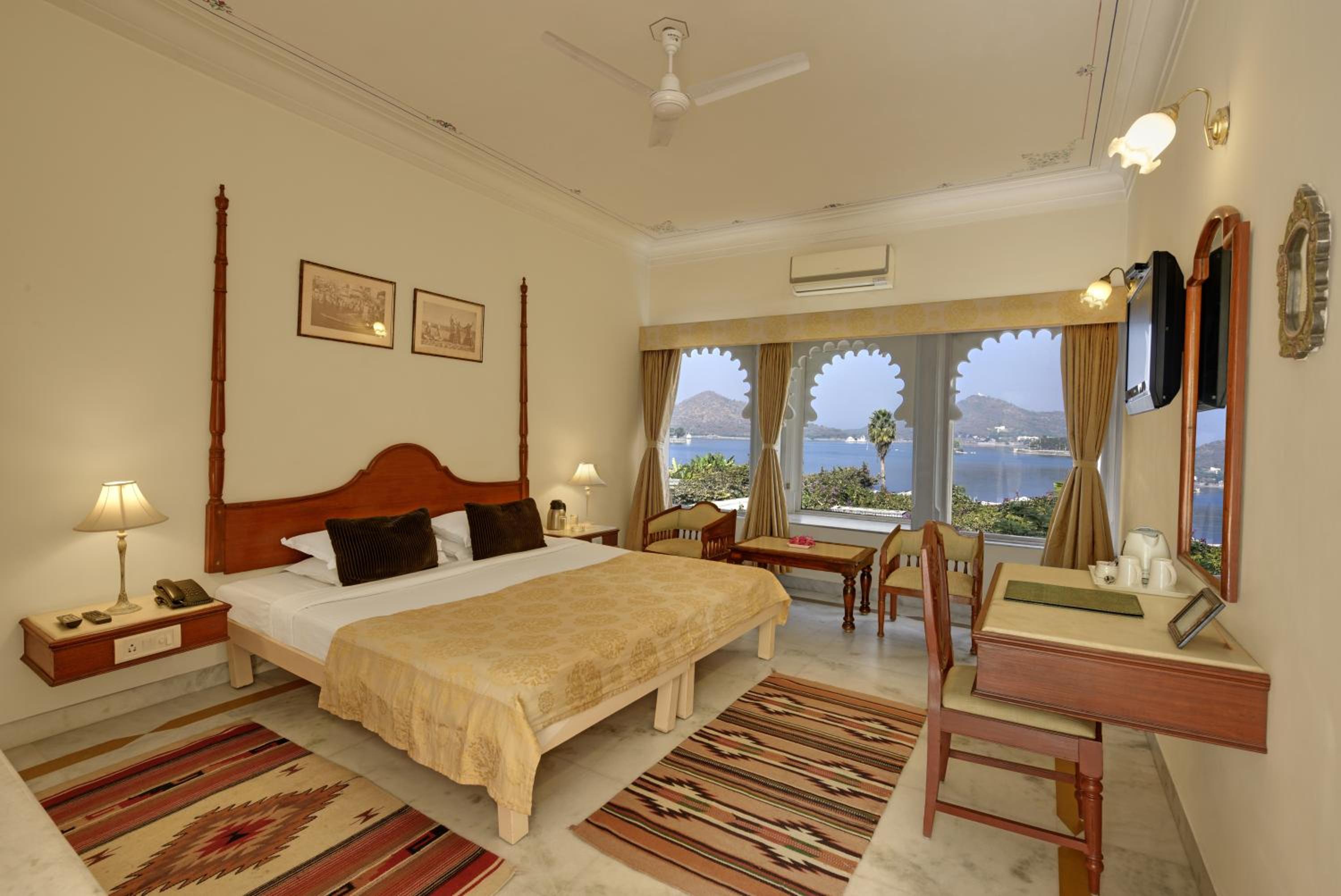 Deluxe Double Room with Balcony: Early Checkin by 3hrs till July'26 photo 1