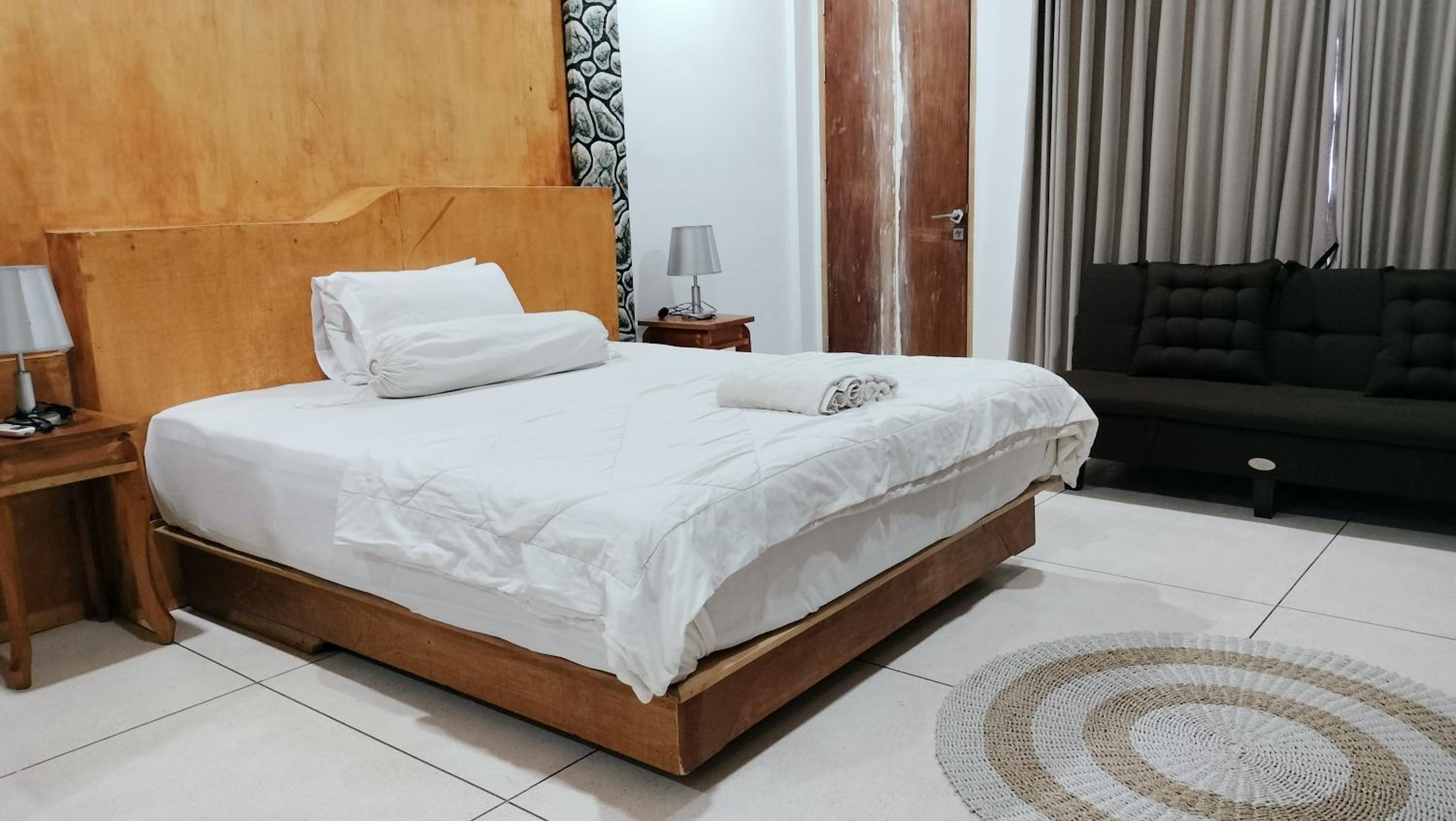 Deluxe Double Room with Balcony photo 1