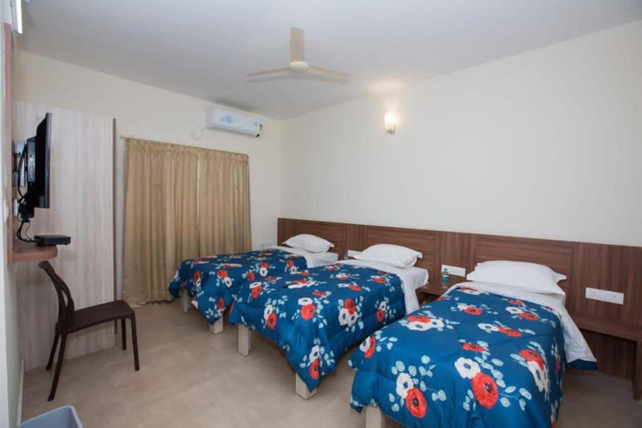 Deluxe Triple Room - Photo 8