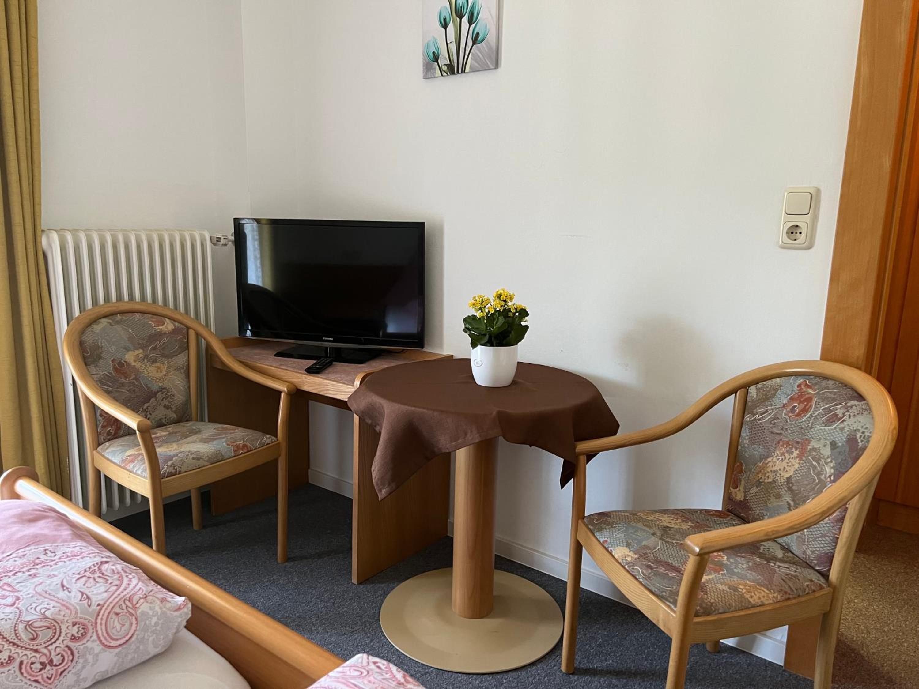 Double Room - Photo 21
