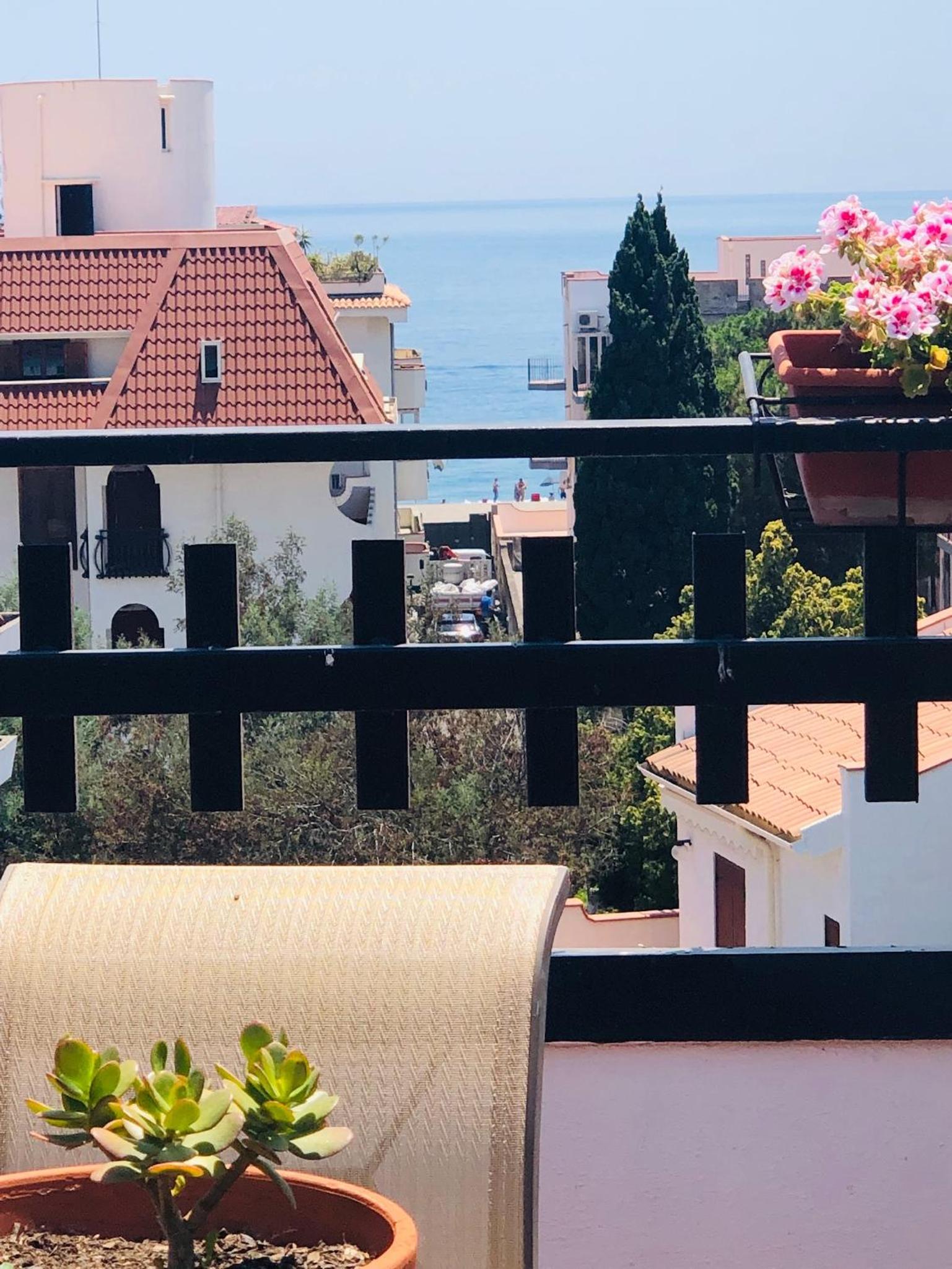 Apartment with Sea View photo 1