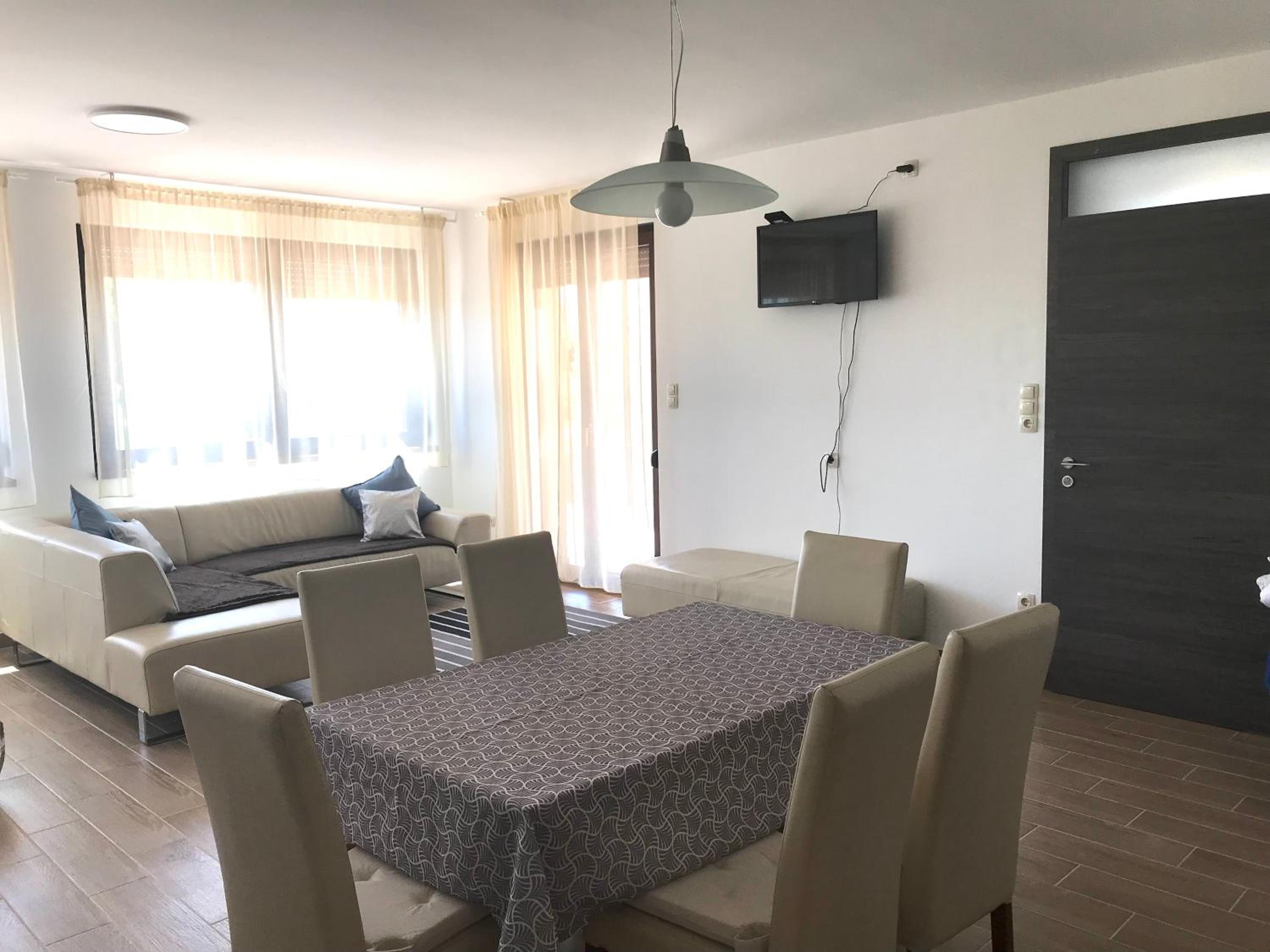 Apartment with Terrace photo 3