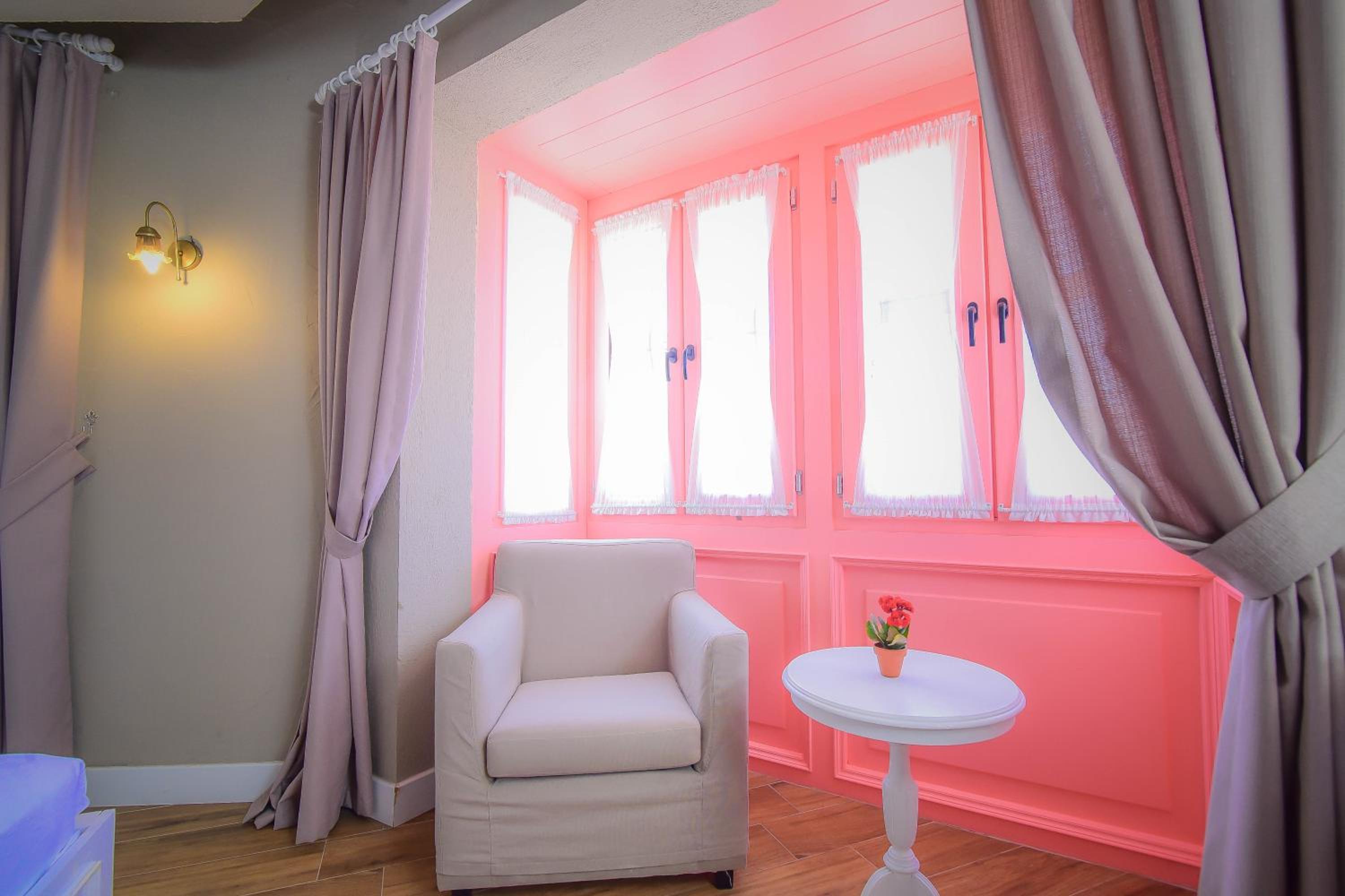 Family Suite - Photo 3