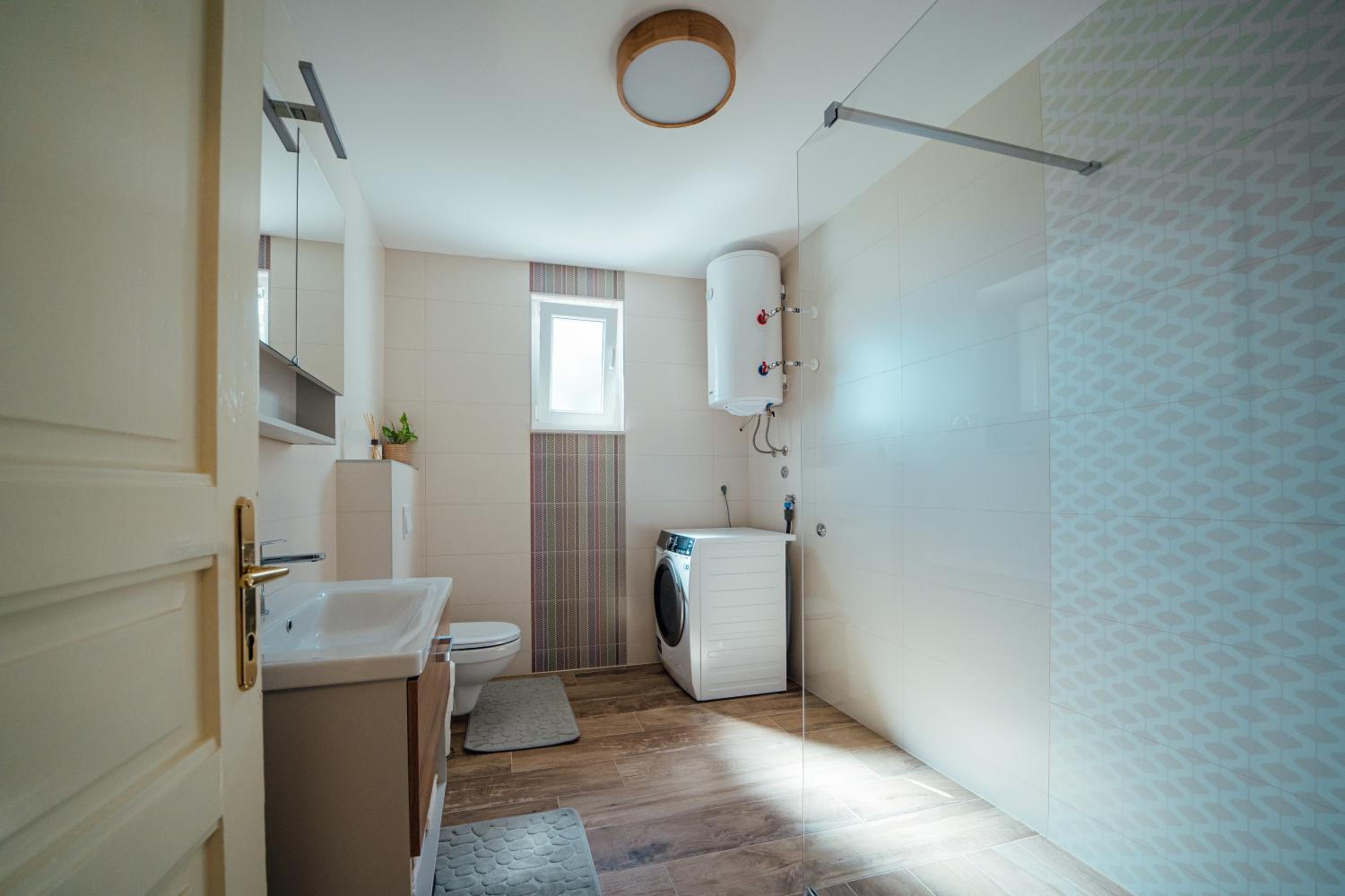 Two-Bedroom Apartment - Photo 11
