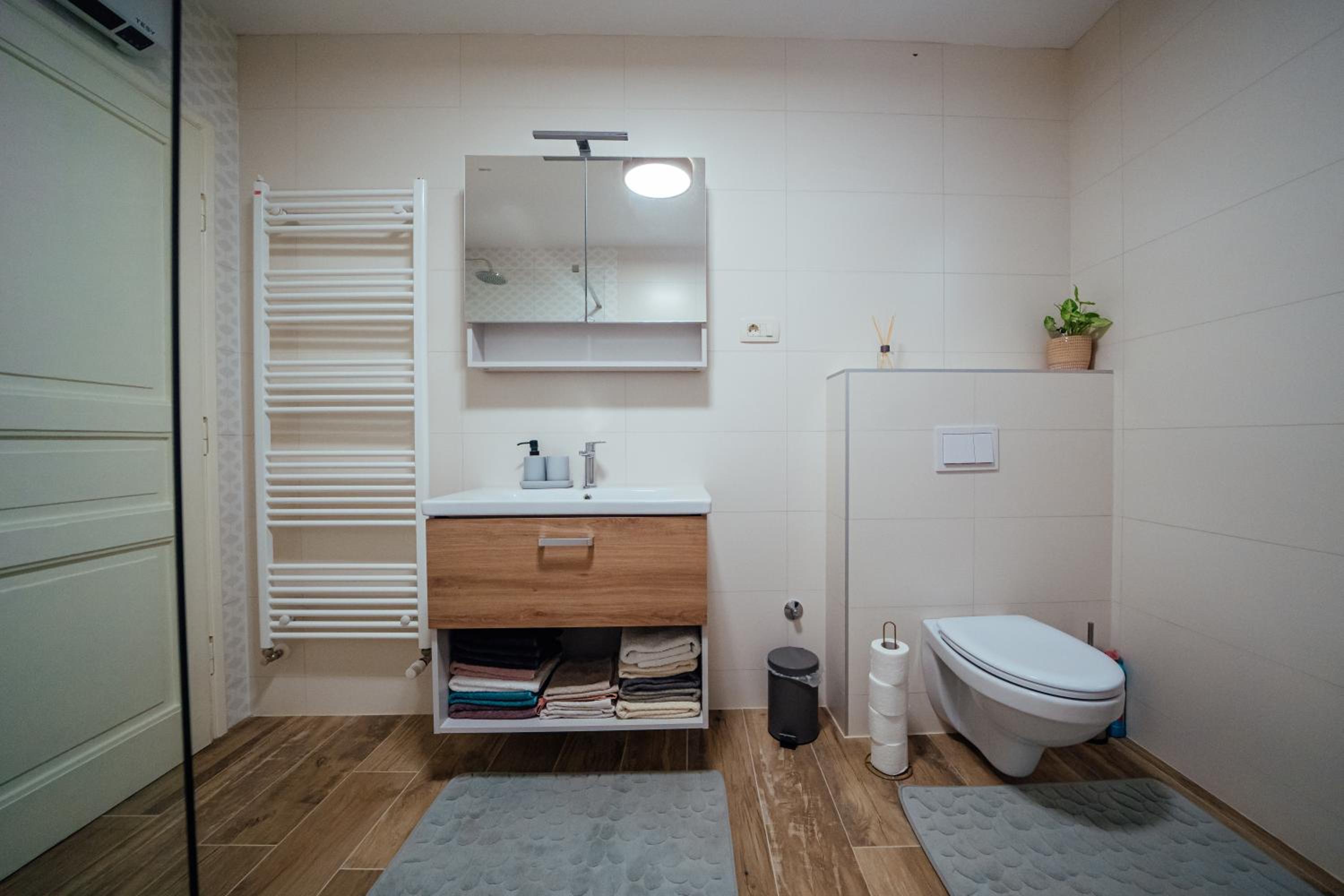 Two-Bedroom Apartment - Photo 8
