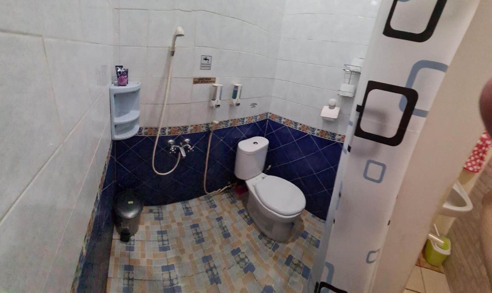Double Room With Shared Bathroom photo 2
