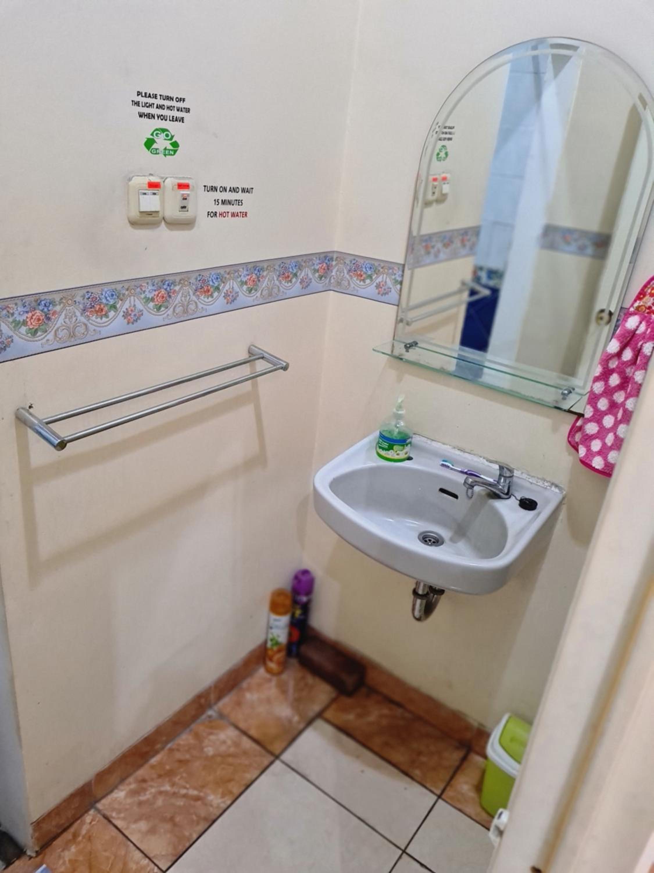 Double Room With Shared Bathroom photo 3