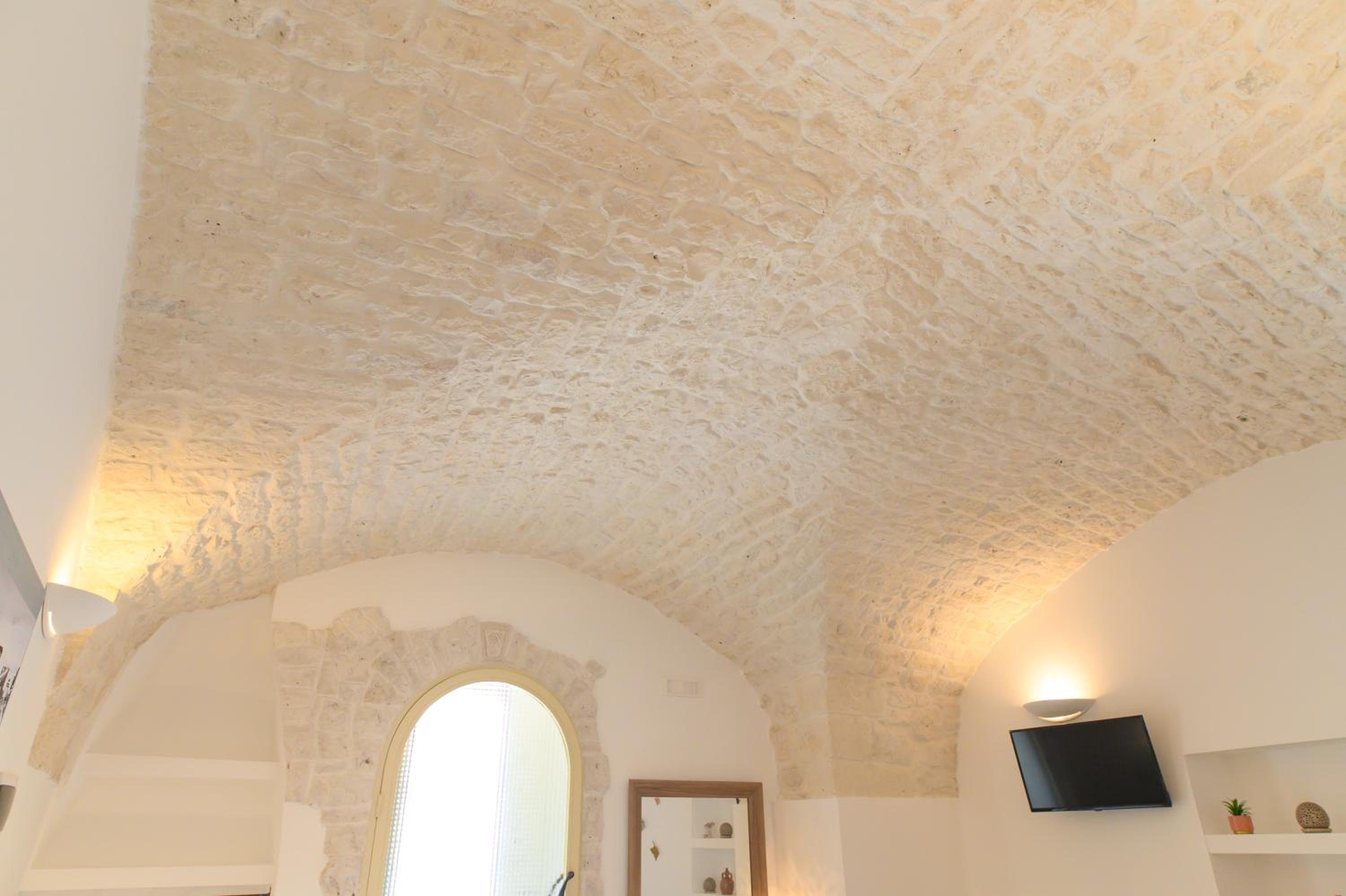 Quadruple Room with Private Bathroom - Photo 36